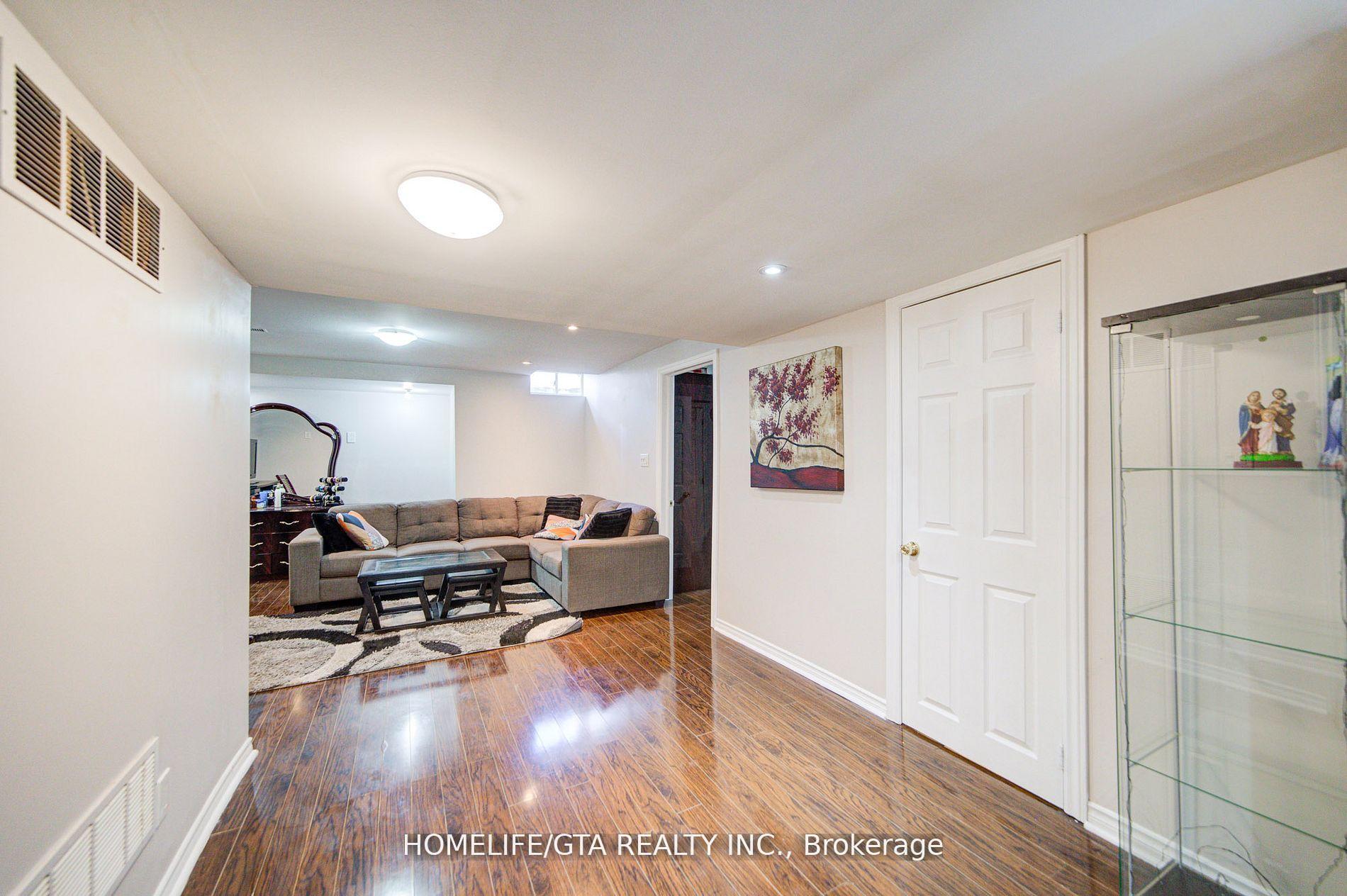 Photo 42 of 107 Geddington Crescent, Markham, Box Grove — HOMEH