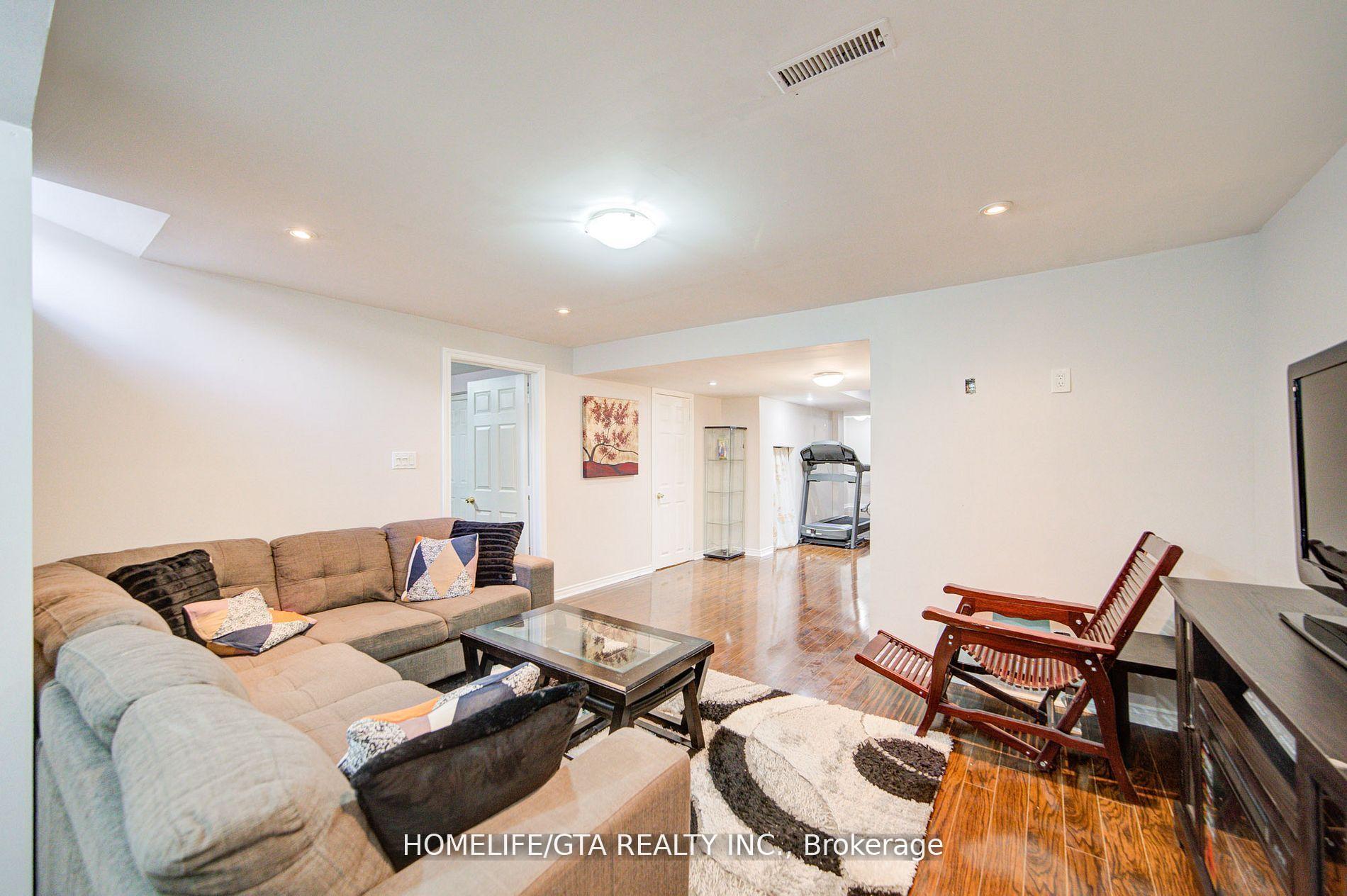 Photo 43 of 107 Geddington Crescent, Markham, Box Grove — HOMEH