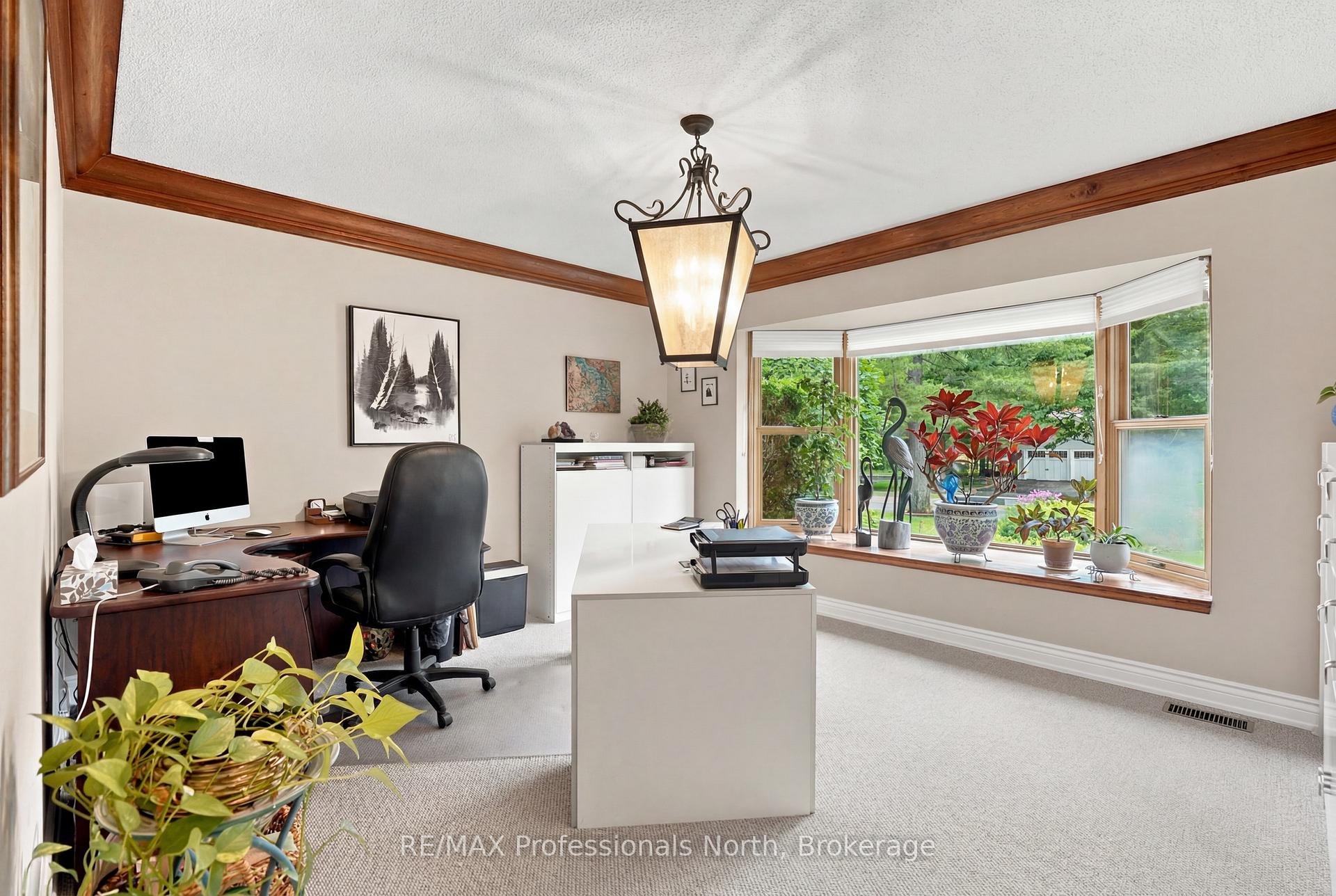 Photo 26 of 8 Palmer Court, Bracebridge, Macaulay — HOMEH