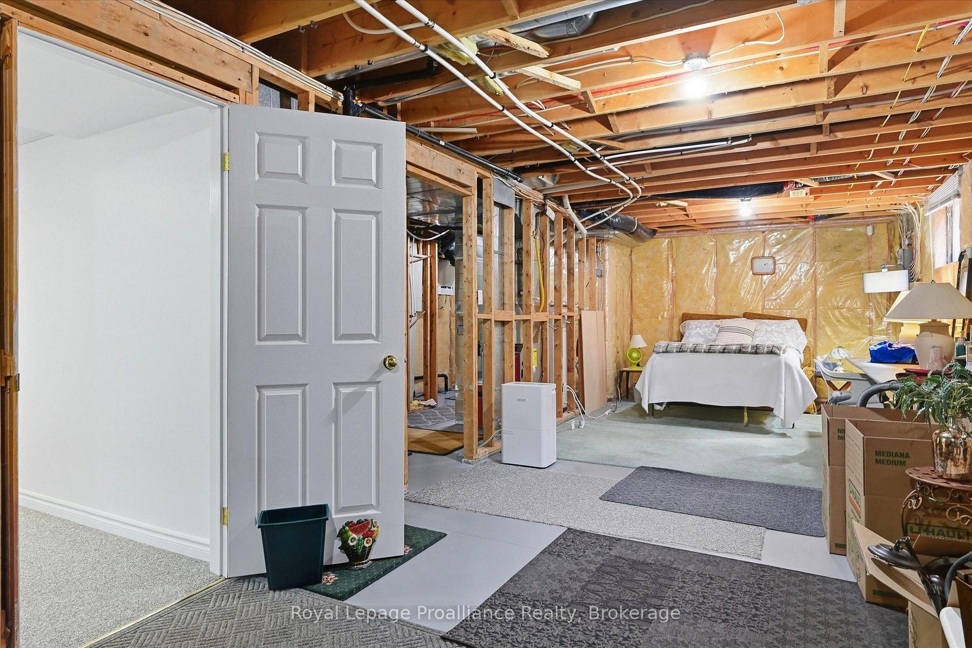 Photo 41 of 2979 Jennifer Drive, Peterborough, Northcrest Ward 5 — HOMEH