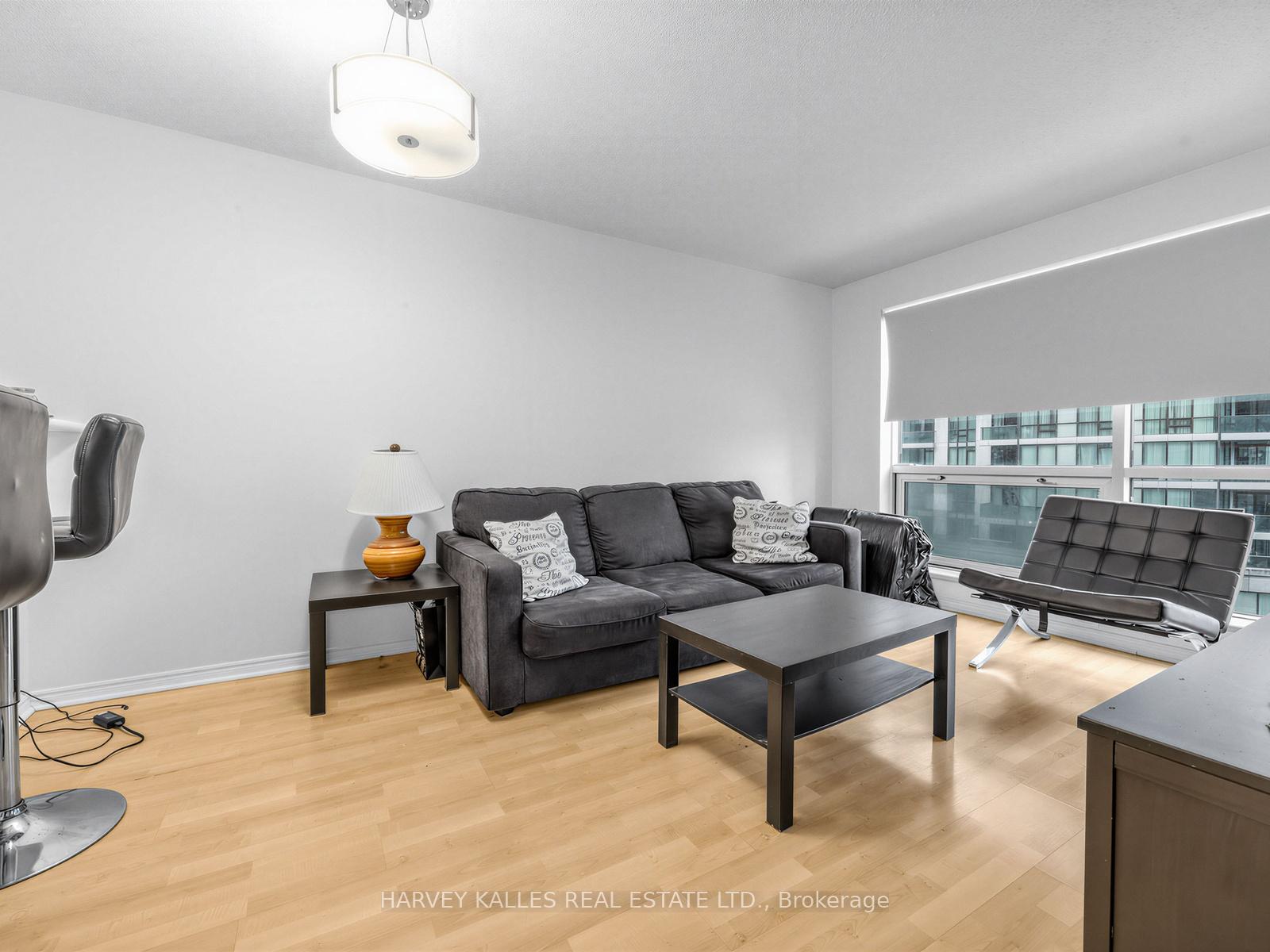 Photo 4 of Unit 705, 10 Yonge Street, Toronto, Waterfront Communities — HOMEH