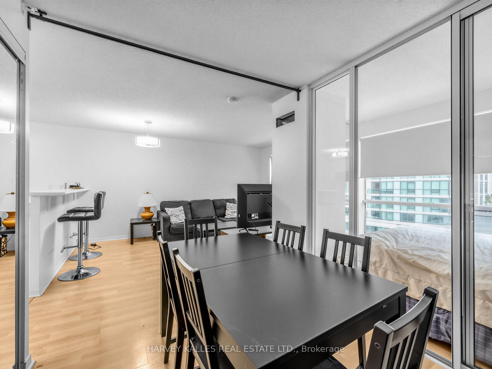 Photo 15 of Unit 705, 10 Yonge Street, Toronto, Waterfront Communities — HOMEH