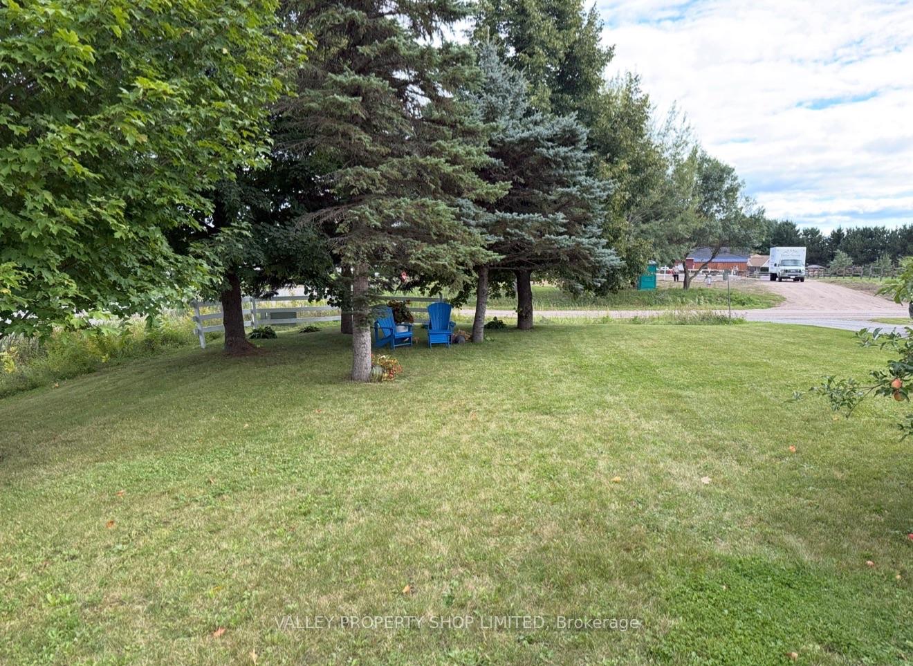 Photo 27 of 10 Kirk Court, North Algona Wilberforce, North Algona/Wilberforce Twp — HOMEH