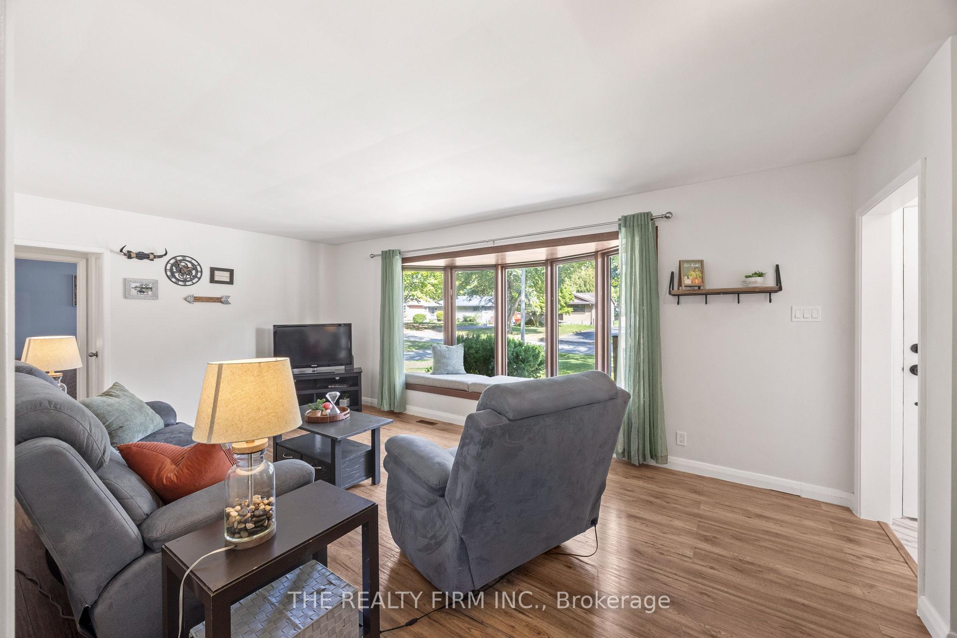 Photo 12 of 223 Michaelmas Street, London, East C — HOMEH