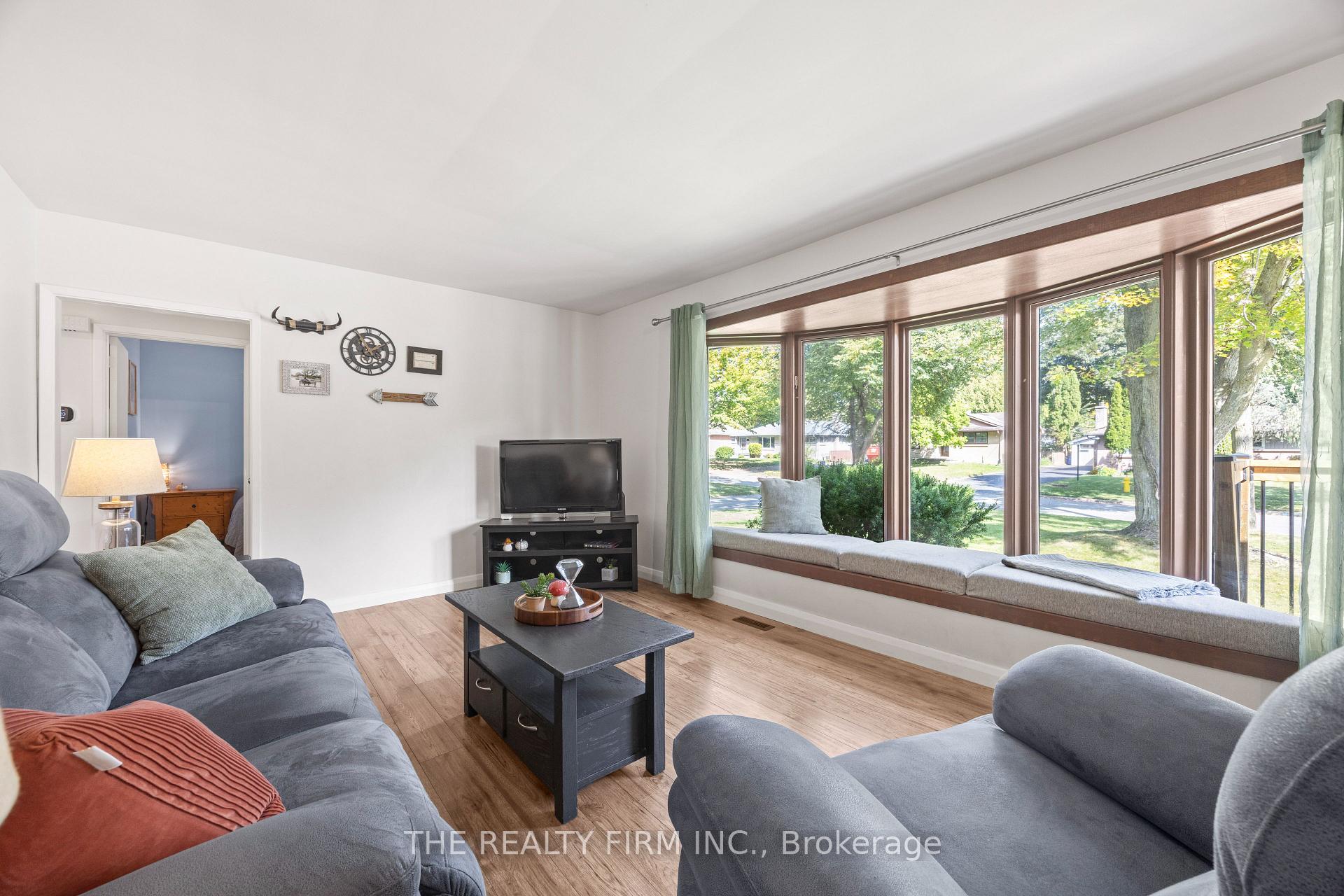 Photo 13 of 223 Michaelmas Street, London, East C — HOMEH