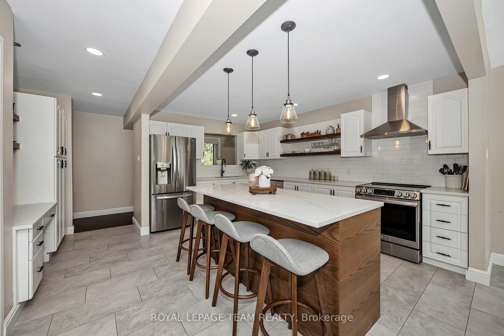 Photo 16 of 104 Sol Lane, Ottawa, Fitzroy Ward (South East) — HOMEH