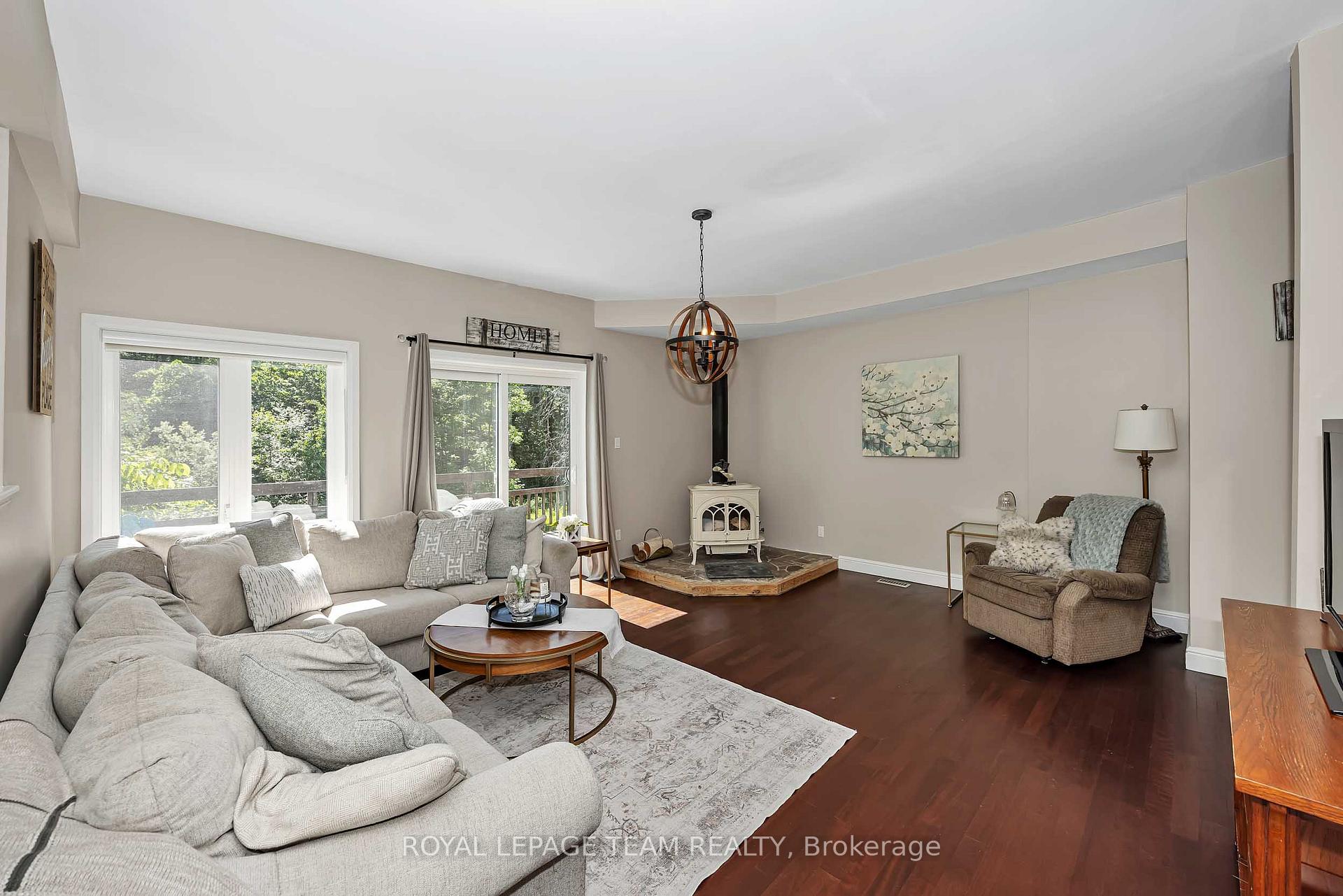 Photo 24 of 104 Sol Lane, Ottawa, Fitzroy Ward (South East) — HOMEH
