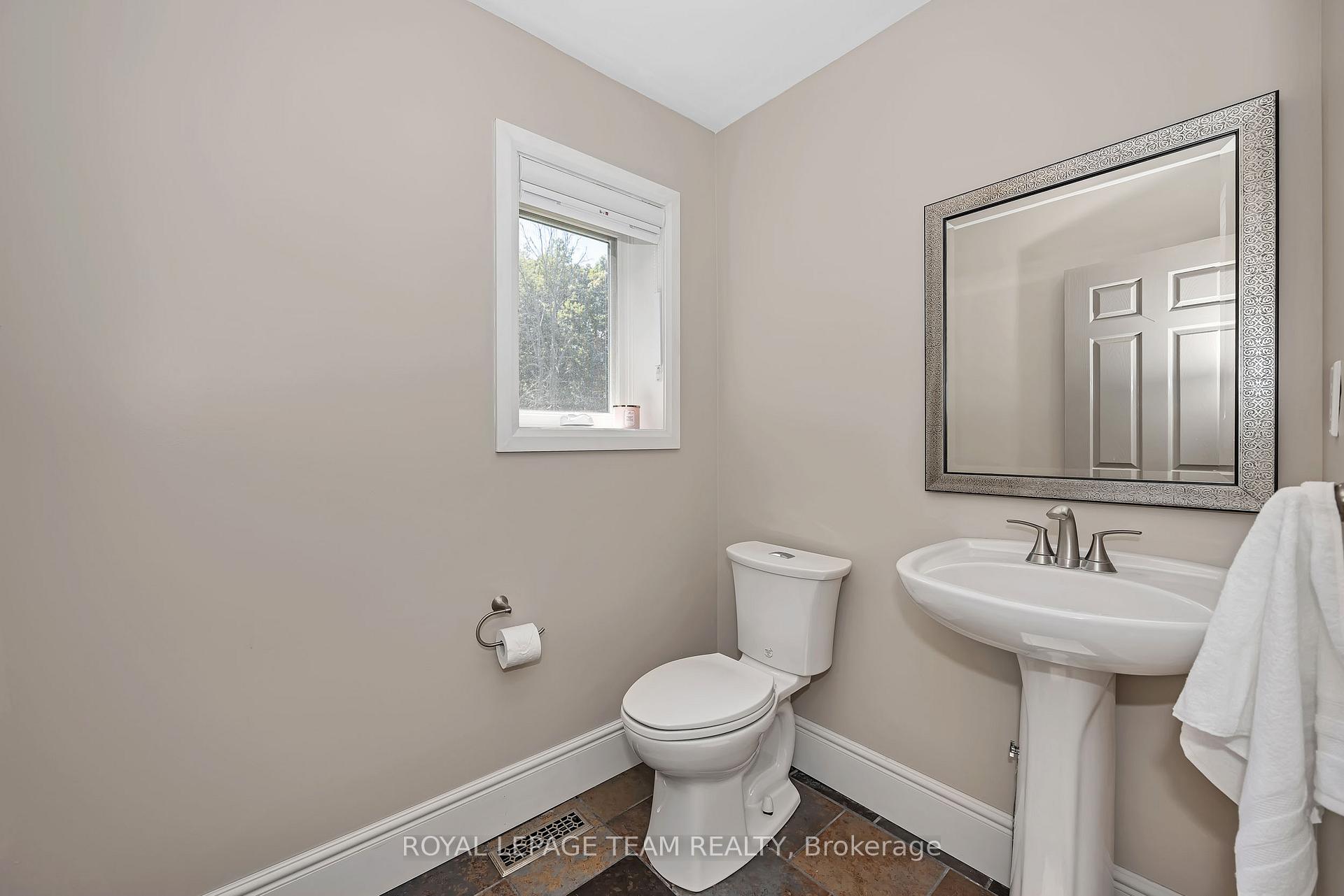 Photo 28 of 104 Sol Lane, Ottawa, Fitzroy Ward (South East) — HOMEH