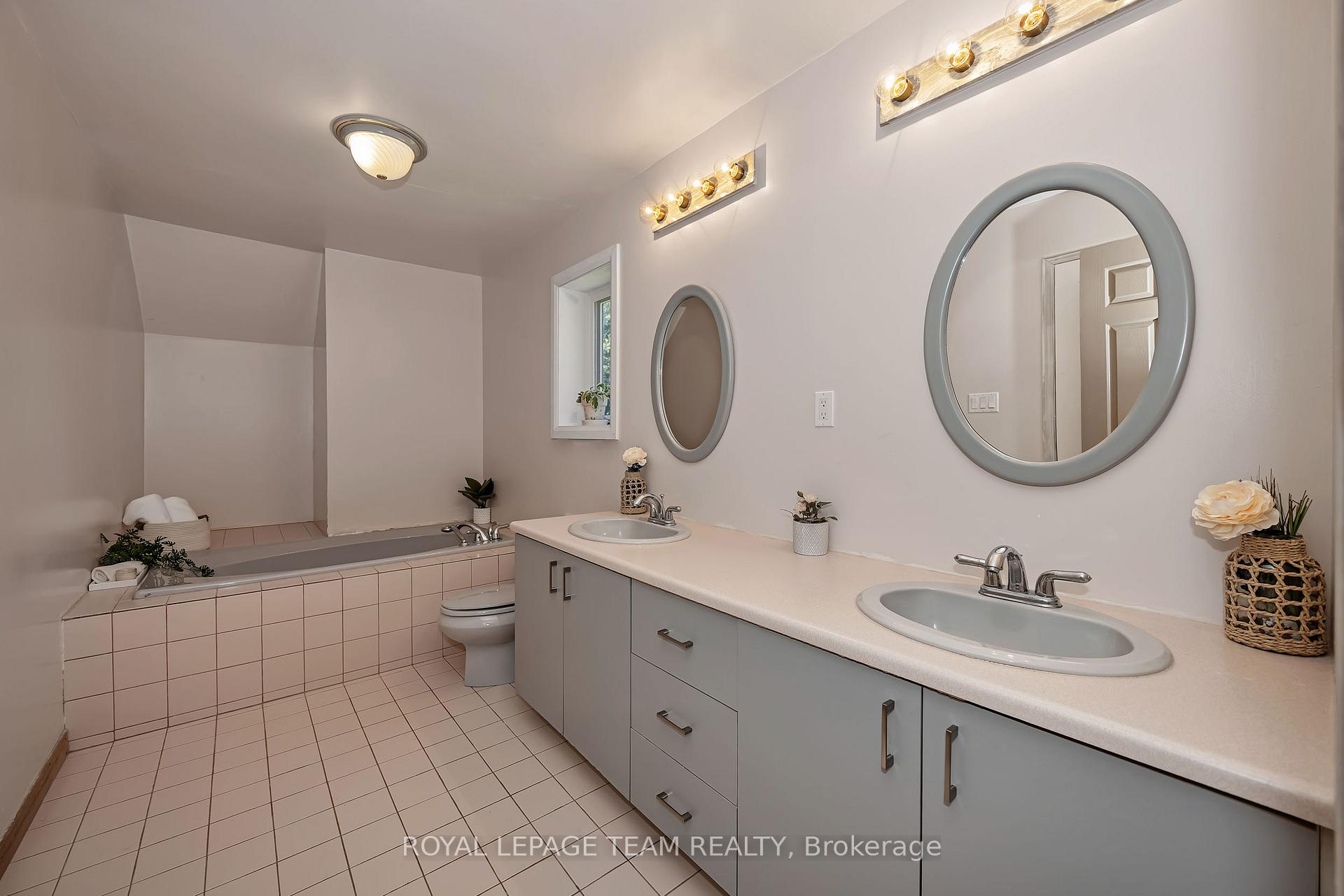 Photo 38 of 104 Sol Lane, Ottawa, Fitzroy Ward (South East) — HOMEH