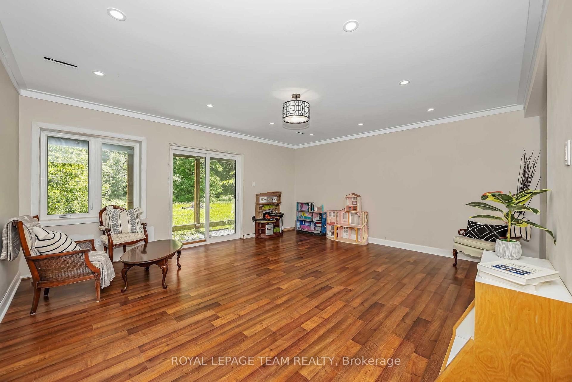 Photo 42 of 104 Sol Lane, Ottawa, Fitzroy Ward (South East) — HOMEH