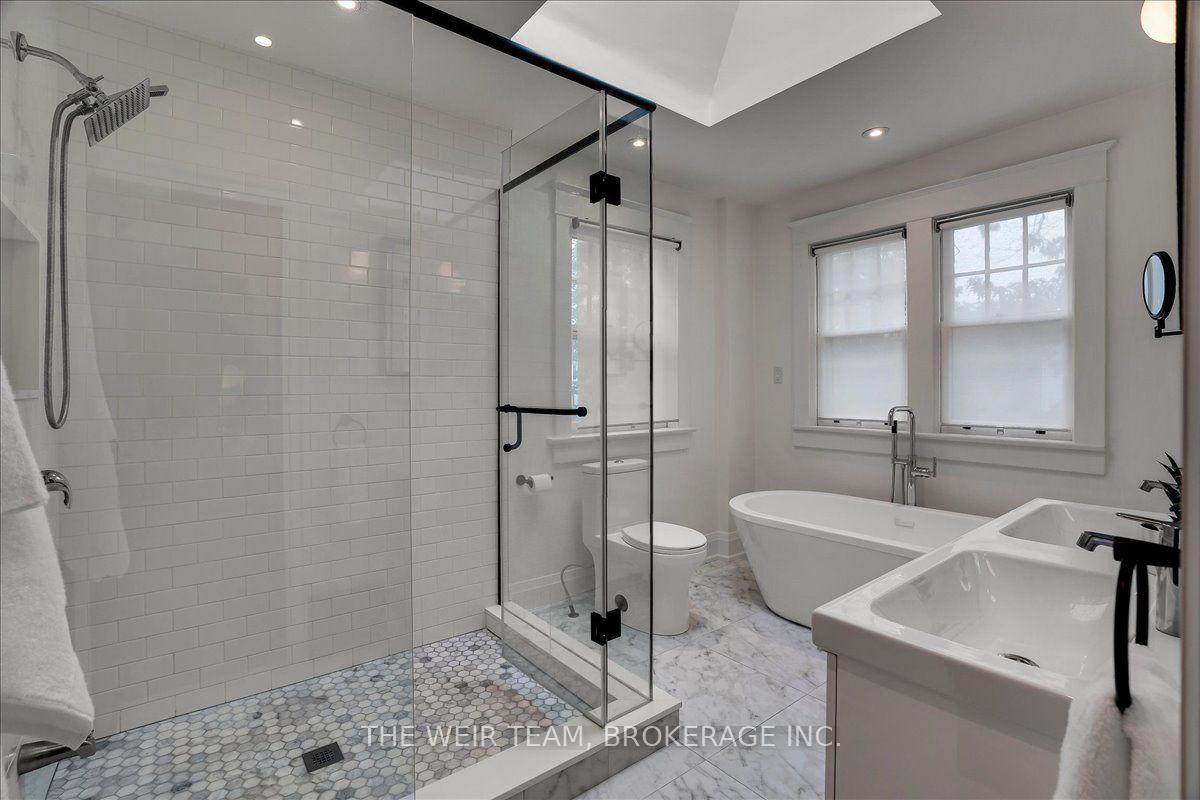 Photo 18 of 25 Oak Park Avenue, Toronto, East End-Danforth — HOMEH