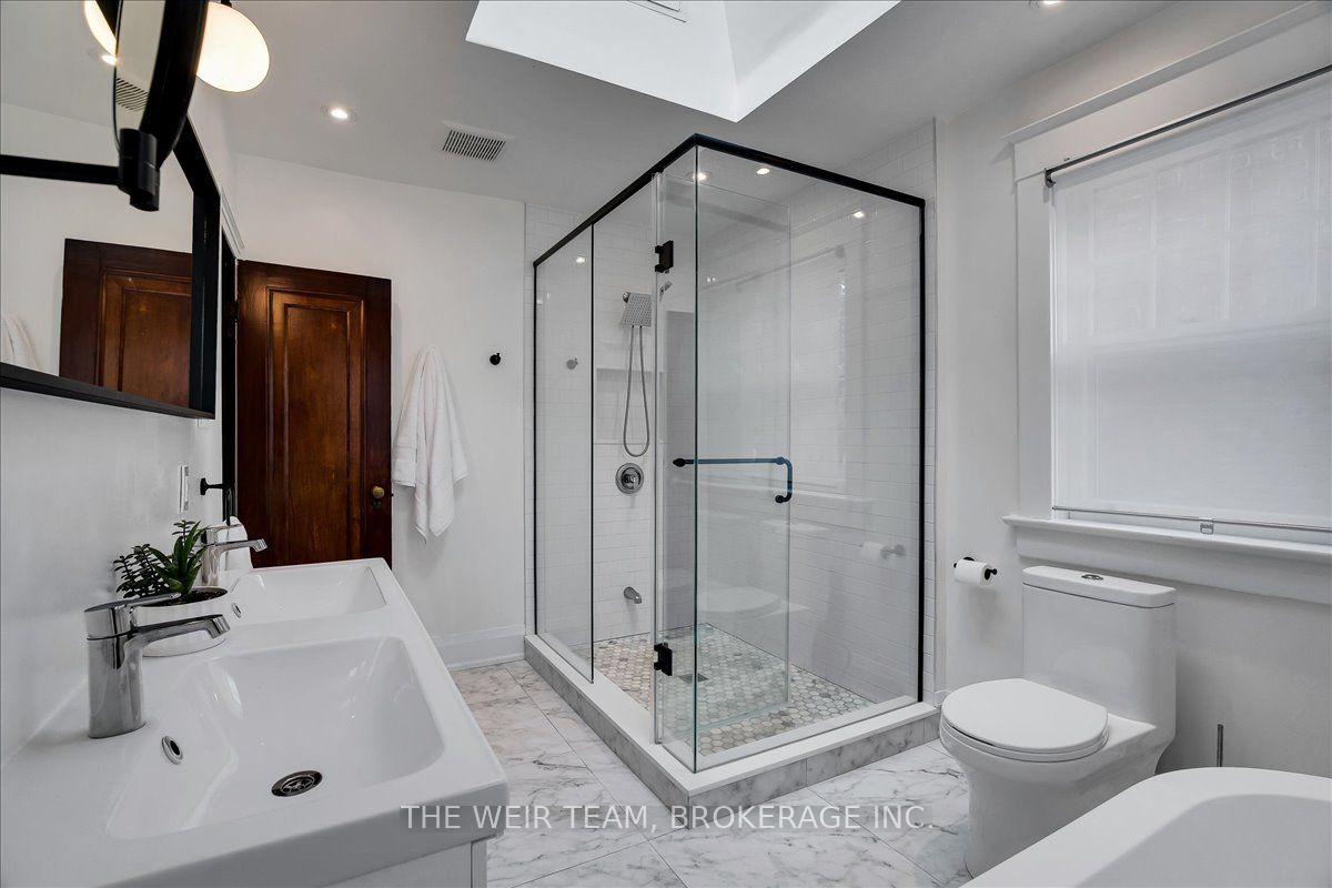 Photo 21 of 25 Oak Park Avenue, Toronto, East End-Danforth — HOMEH