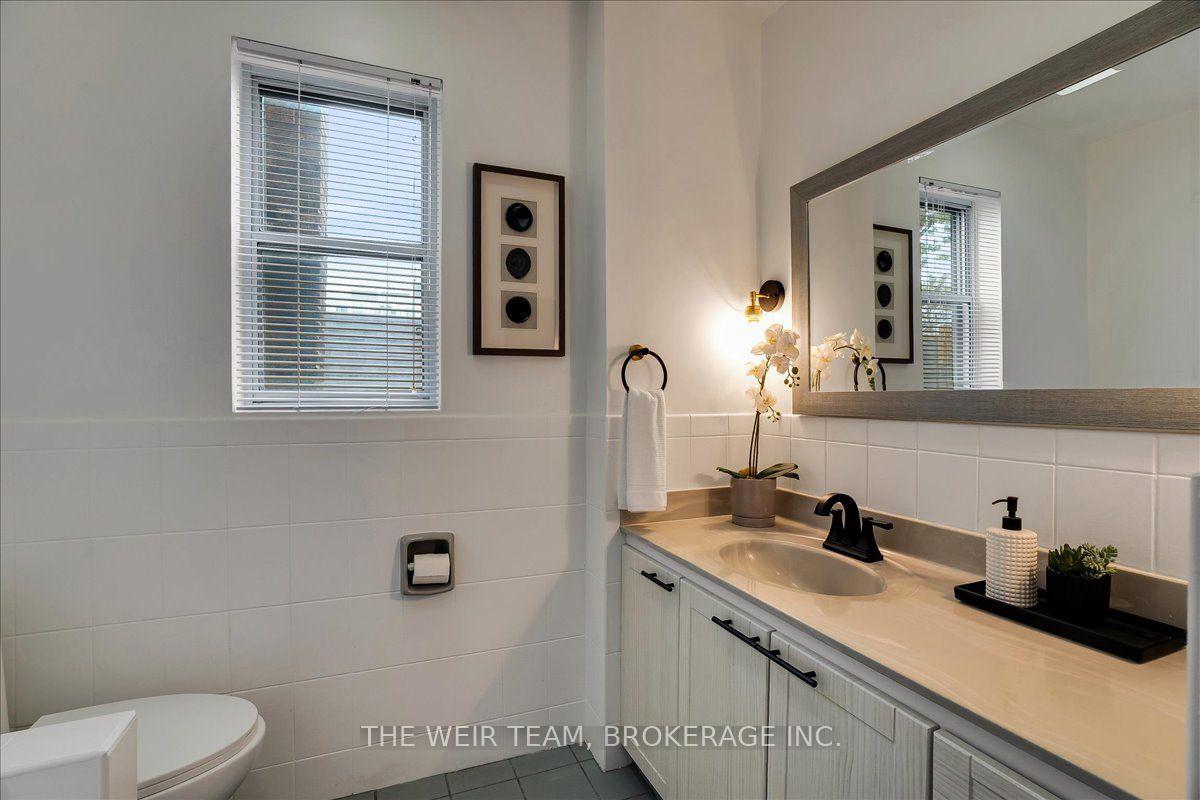 Photo 24 of 25 Oak Park Avenue, Toronto, East End-Danforth — HOMEH