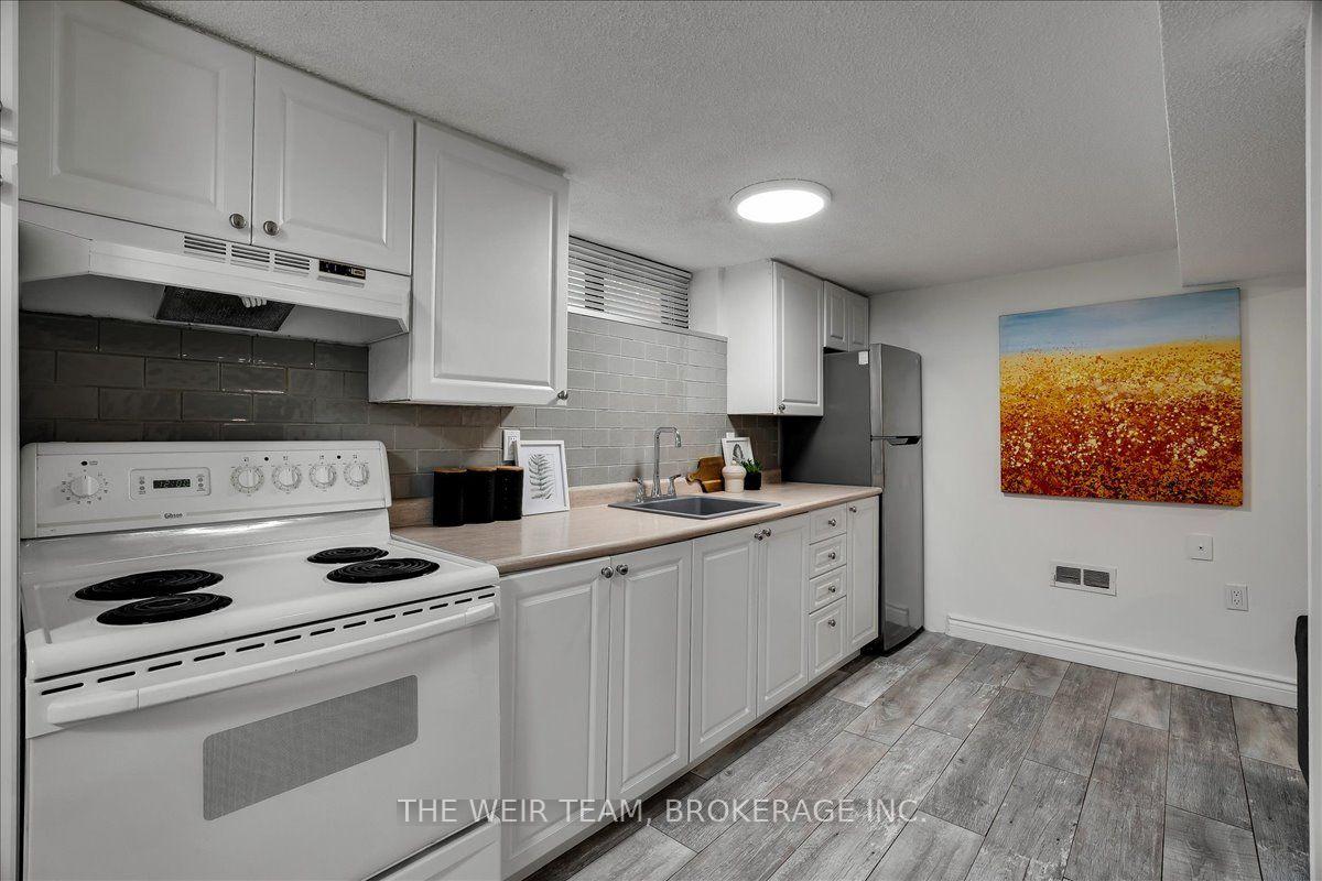 Photo 27 of 25 Oak Park Avenue, Toronto, East End-Danforth — HOMEH