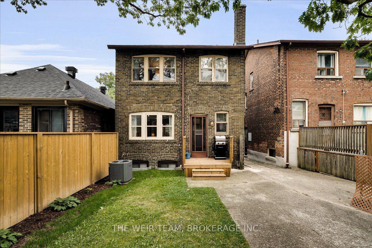 Photo 32 of 25 Oak Park Avenue, Toronto, East End-Danforth — HOMEH
