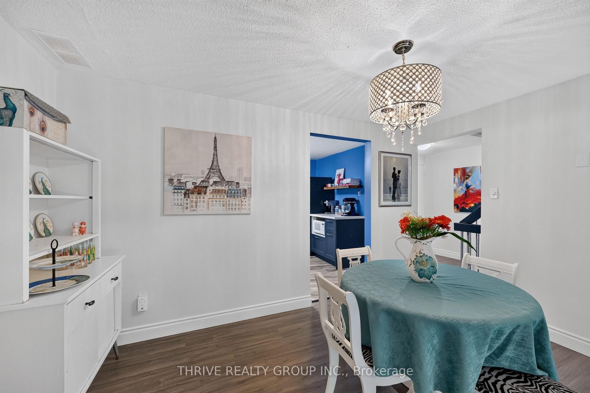 Photo 12 of Unit 34, 300 Sandringham Crescent, London, South R — HOMEH