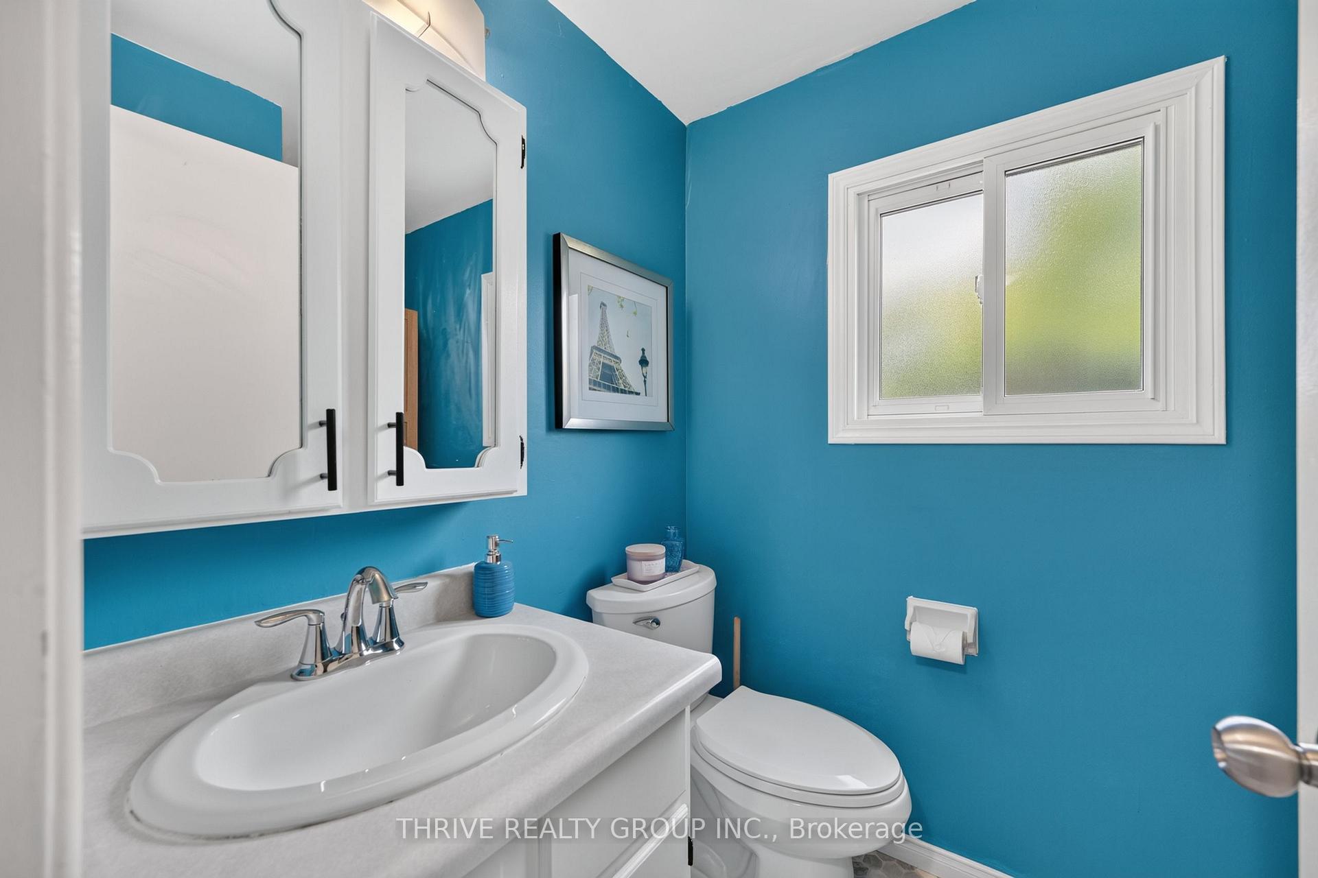Photo 15 of Unit 34, 300 Sandringham Crescent, London, South R — HOMEH