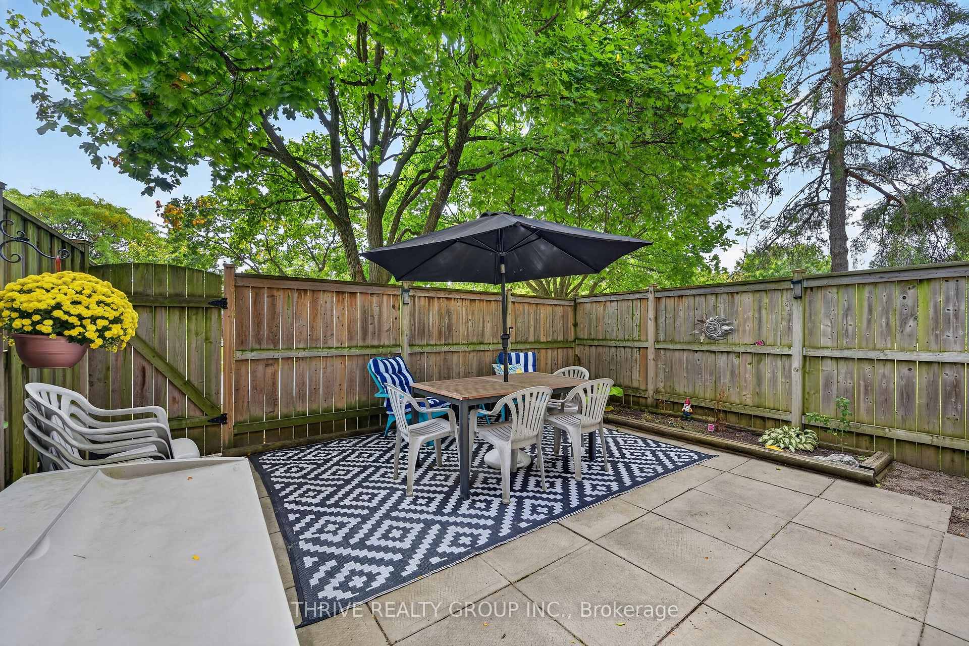 Photo 30 of Unit 34, 300 Sandringham Crescent, London, South R — HOMEH