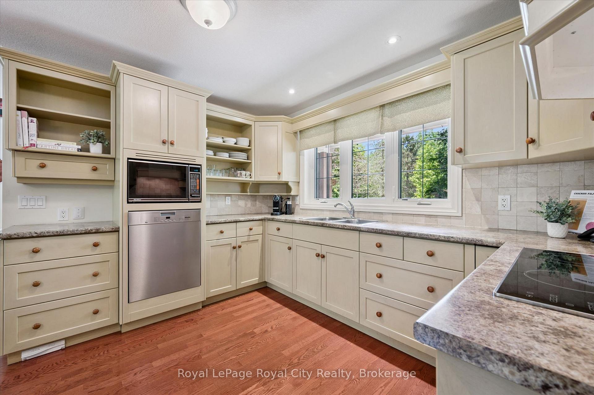 Photo 16 of 135 Hume Road, Puslinch, Rural Puslinch East — HOMEH