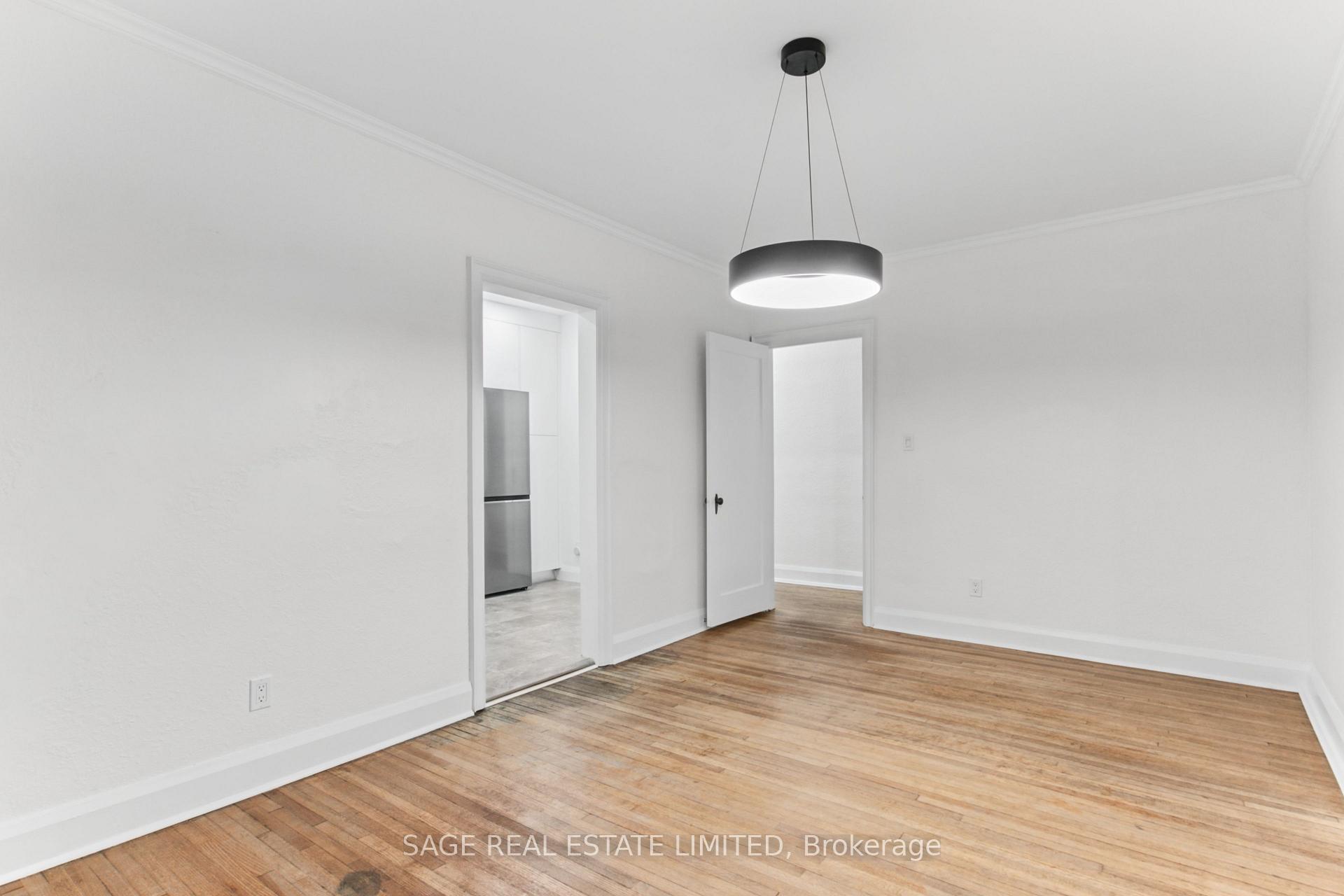 Photo 6 of Unit Main, 121 Braemar Avenue, Toronto, Yonge-Eglinton — HOMEH