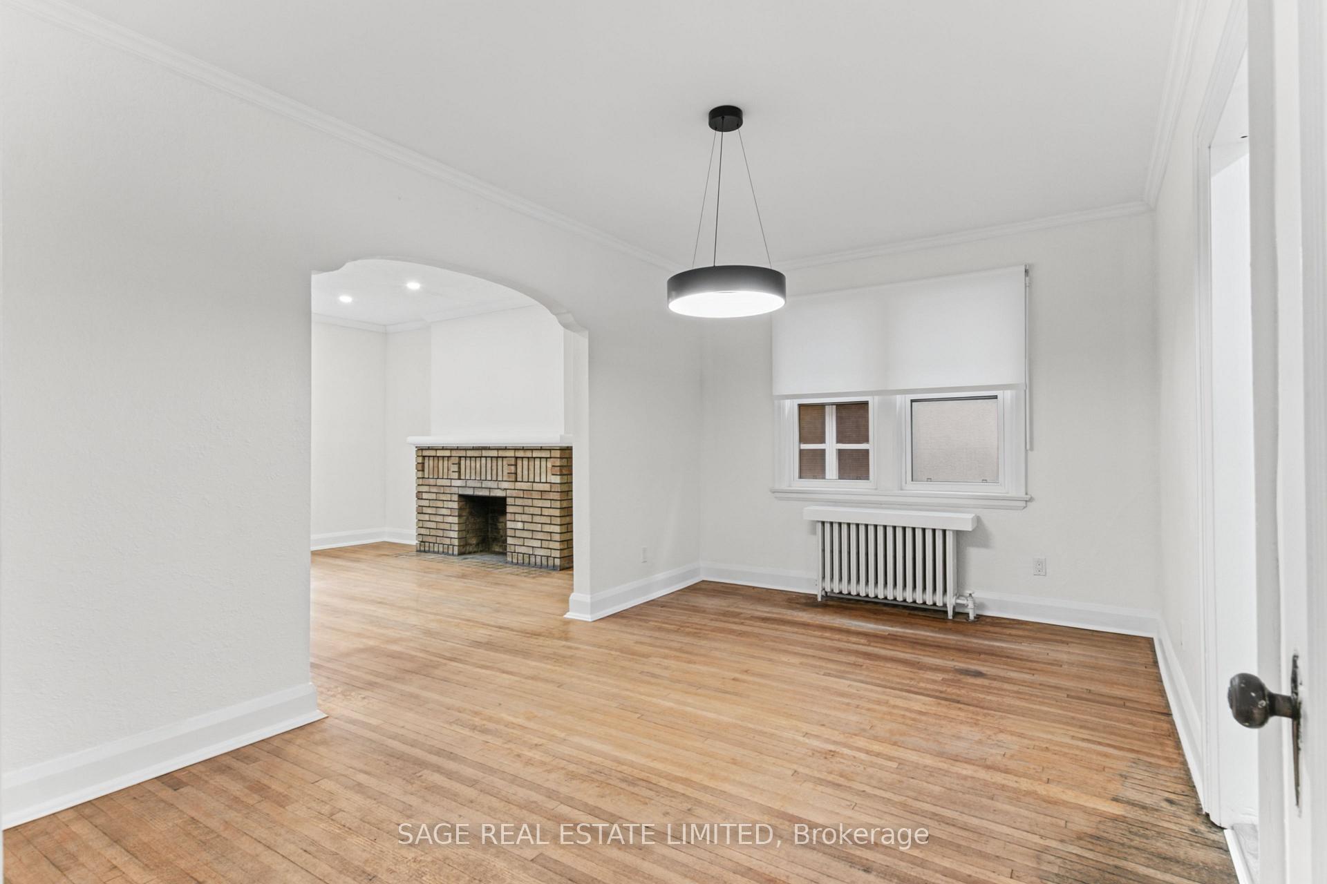 Photo 7 of Unit Main, 121 Braemar Avenue, Toronto, Yonge-Eglinton — HOMEH