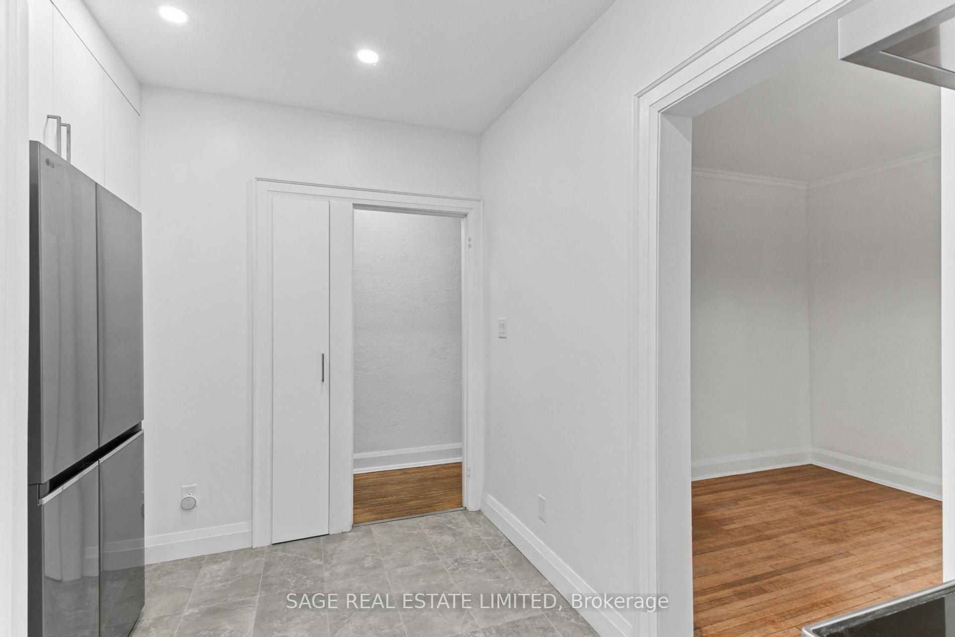Photo 10 of Unit Main, 121 Braemar Avenue, Toronto, Yonge-Eglinton — HOMEH