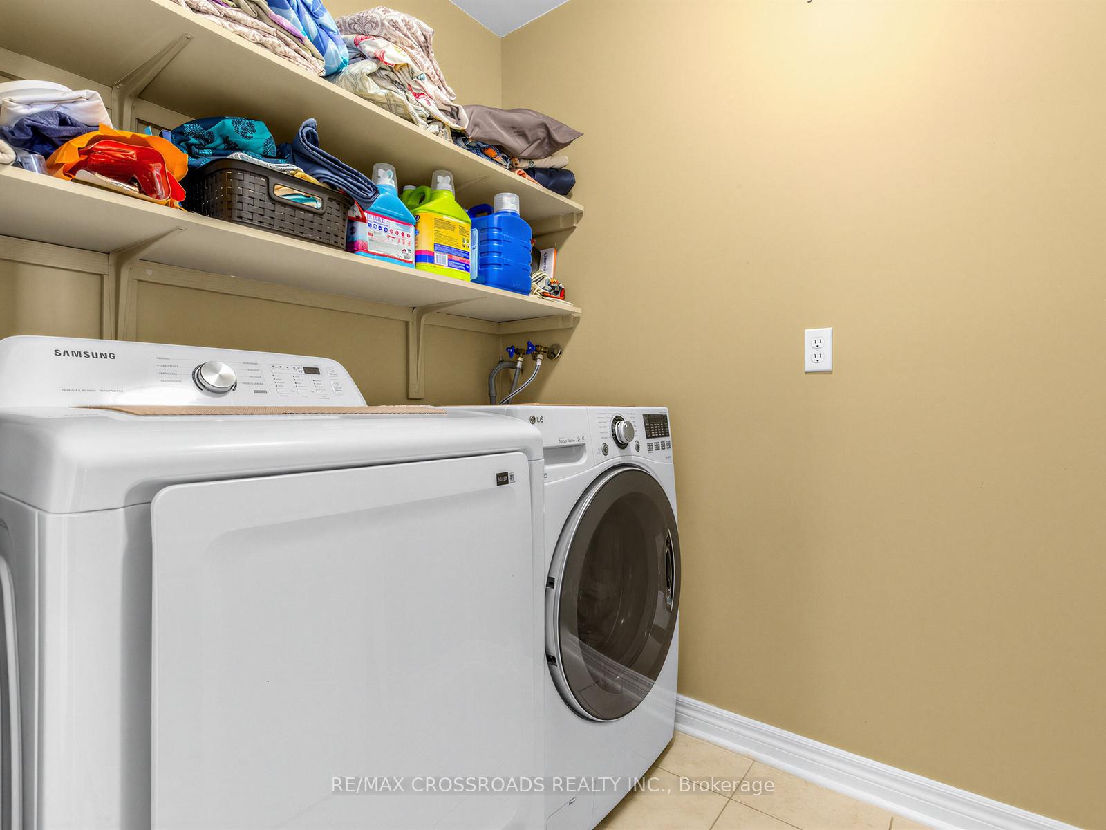 Photo 22 of 23 Worthview Drive S, Vaughan, West Woodbridge — HOMEH