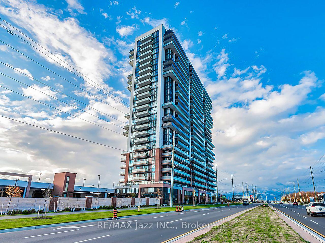 Photo of Unit 2001, 2550 Simcoe Street N