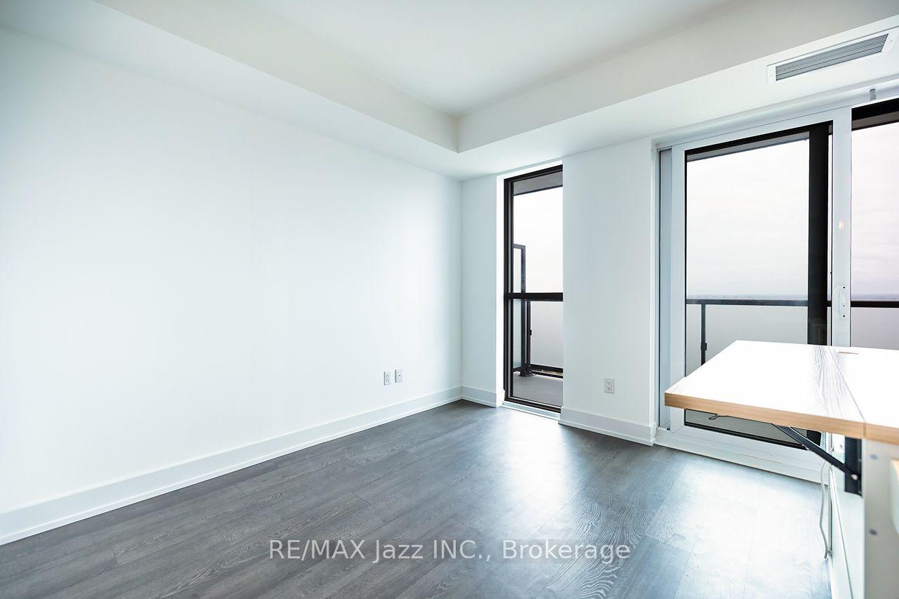 Photo 6 of Unit 2001, 2550 Simcoe Street N, Oshawa, Windfields — HOMEH