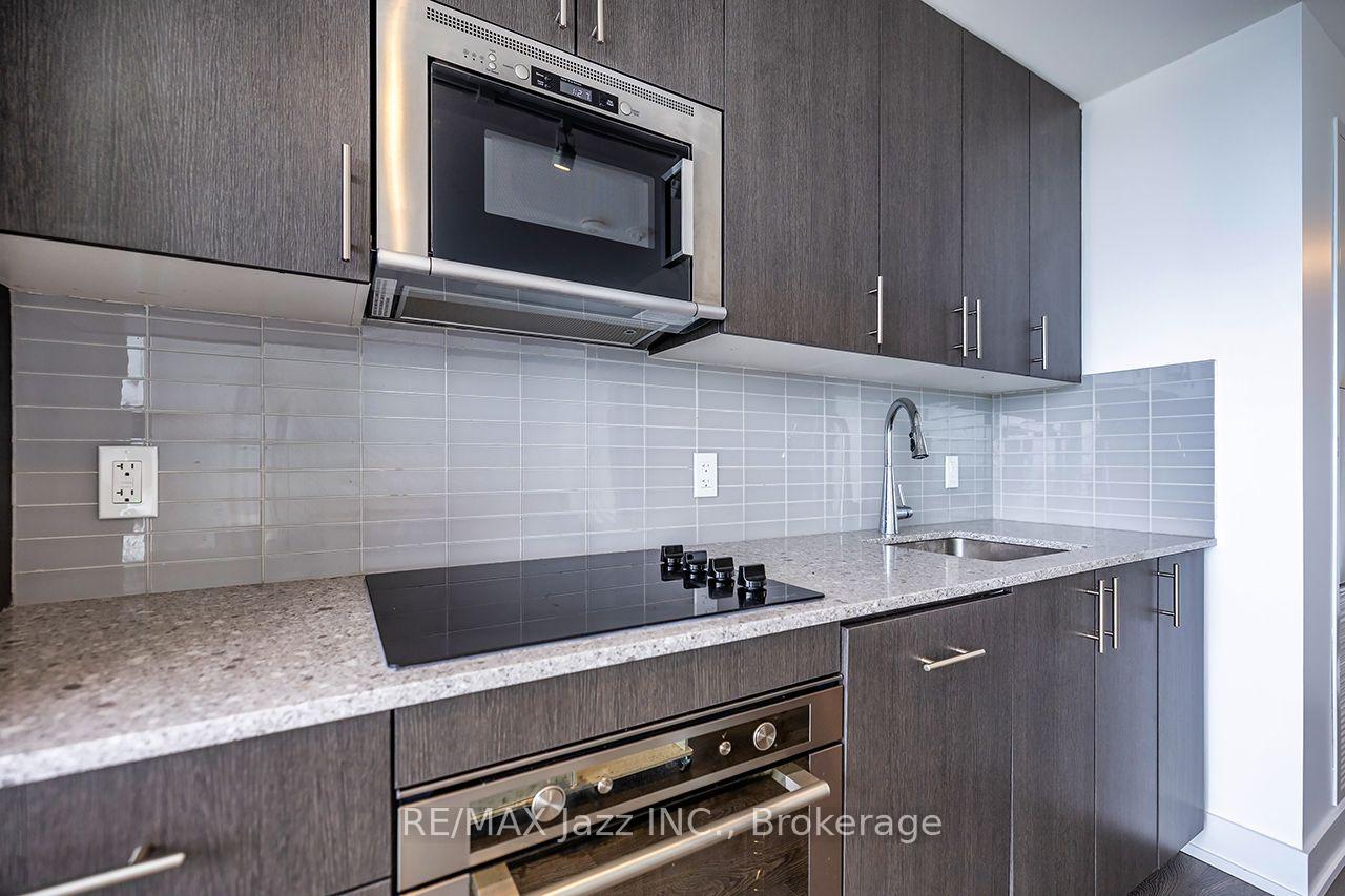 Photo 10 of Unit 2001, 2550 Simcoe Street N, Oshawa, Windfields — HOMEH