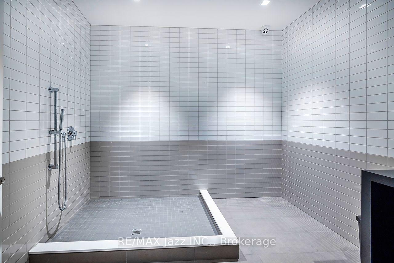 Photo 18 of Unit 2001, 2550 Simcoe Street N, Oshawa, Windfields — HOMEH
