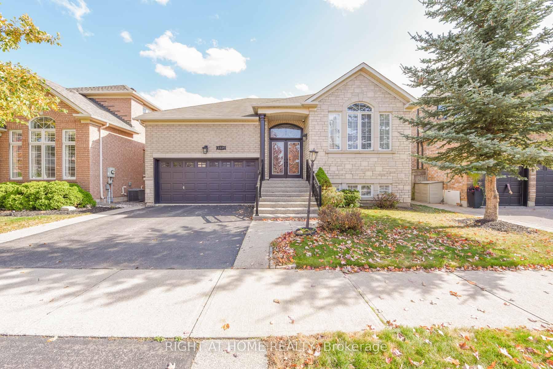 Photo 1 of Unit Lower, 2229 Glazebrook Circle, Oakville, Westmount — HOMEH