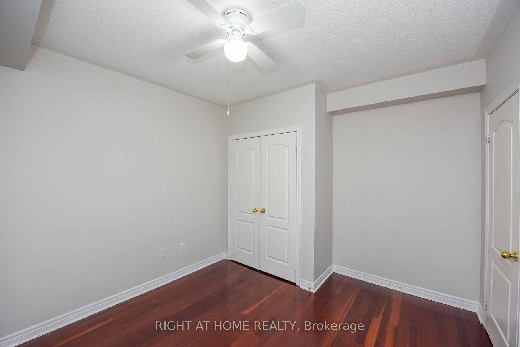 Photo 9 of Unit Lower, 2229 Glazebrook Circle, Oakville, Westmount — HOMEH