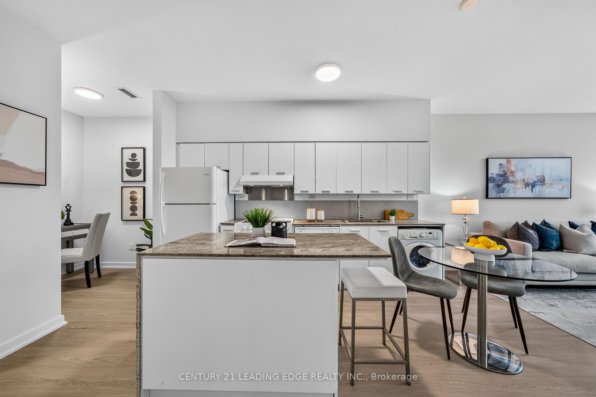 Photo 16 of Unit PH3, 33 Singer Court, North York, Bayview Village — HOMEH