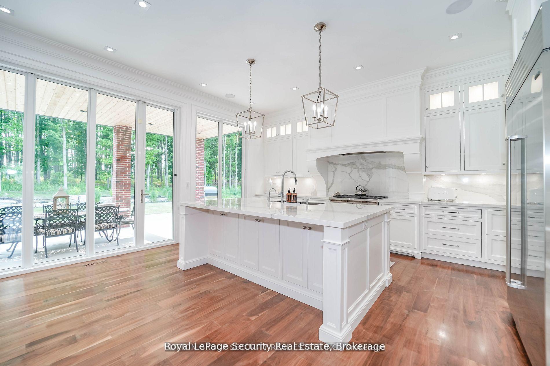 Photo 14 of 2464 15th Side Road, New Tecumseth, Tottenham — HOMEH