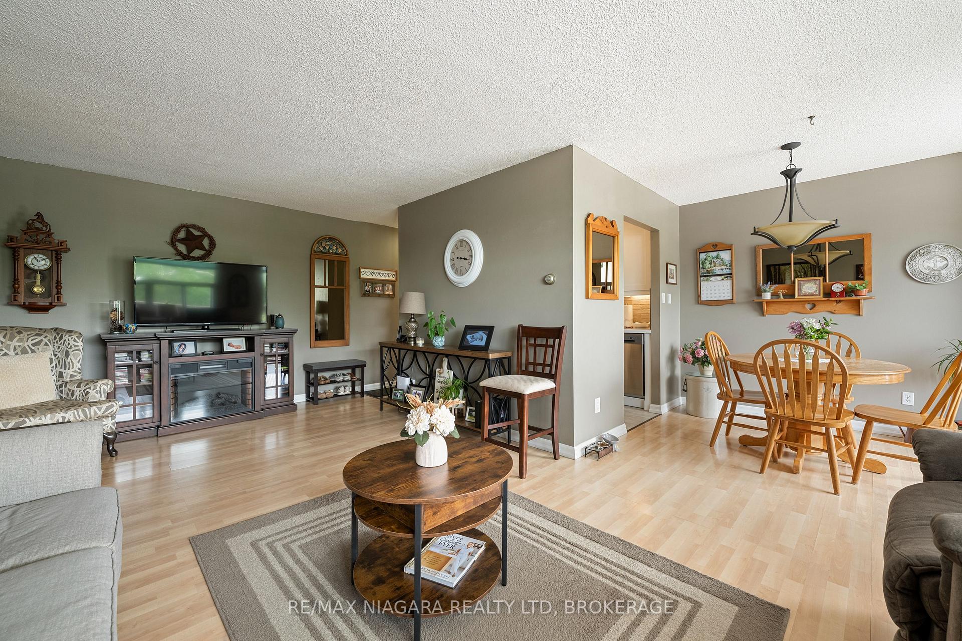 Photo of Unit 407, 365 Geneva Street