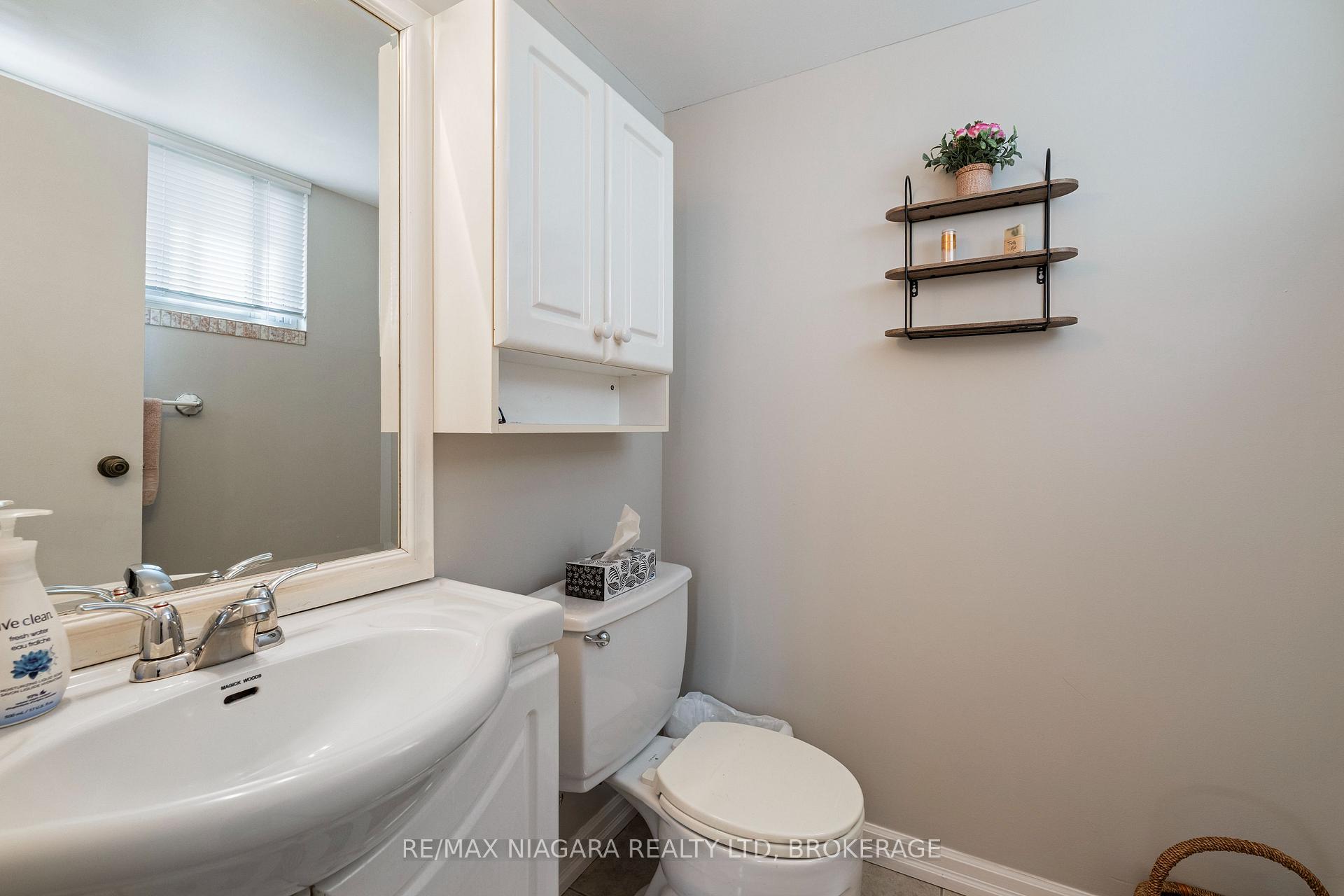 Photo 10 of Unit 407, 365 Geneva Street, St. Catharines, Fairview — HOMEH