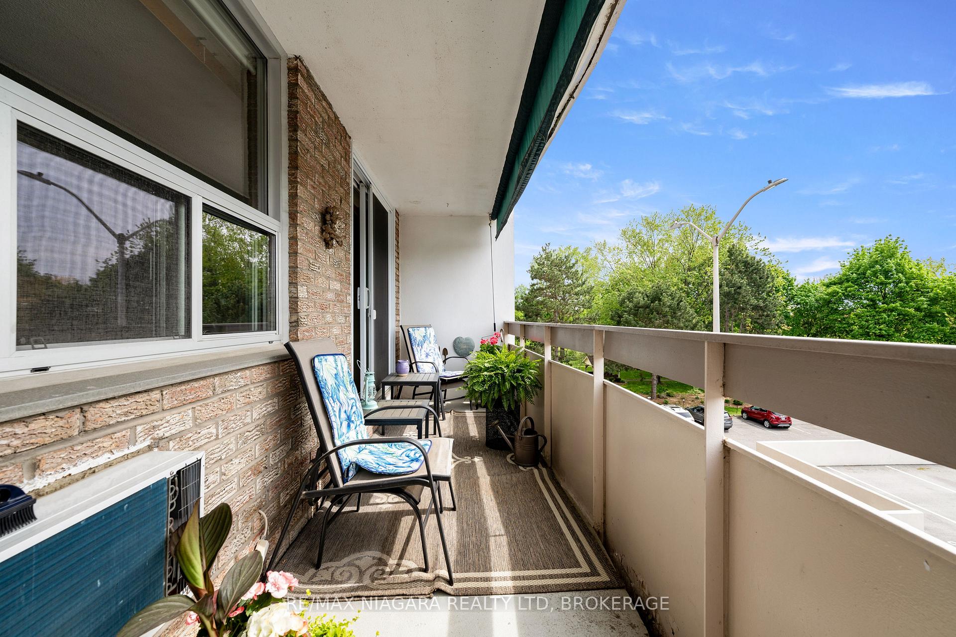 Photo 15 of Unit 407, 365 Geneva Street, St. Catharines, Fairview — HOMEH