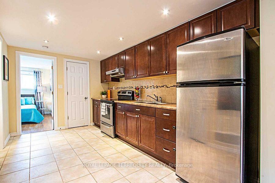 Photo 15 of Unit Lower, 53 Rushbrooke Way, Ajax, Northeast Ajax — HOMEH