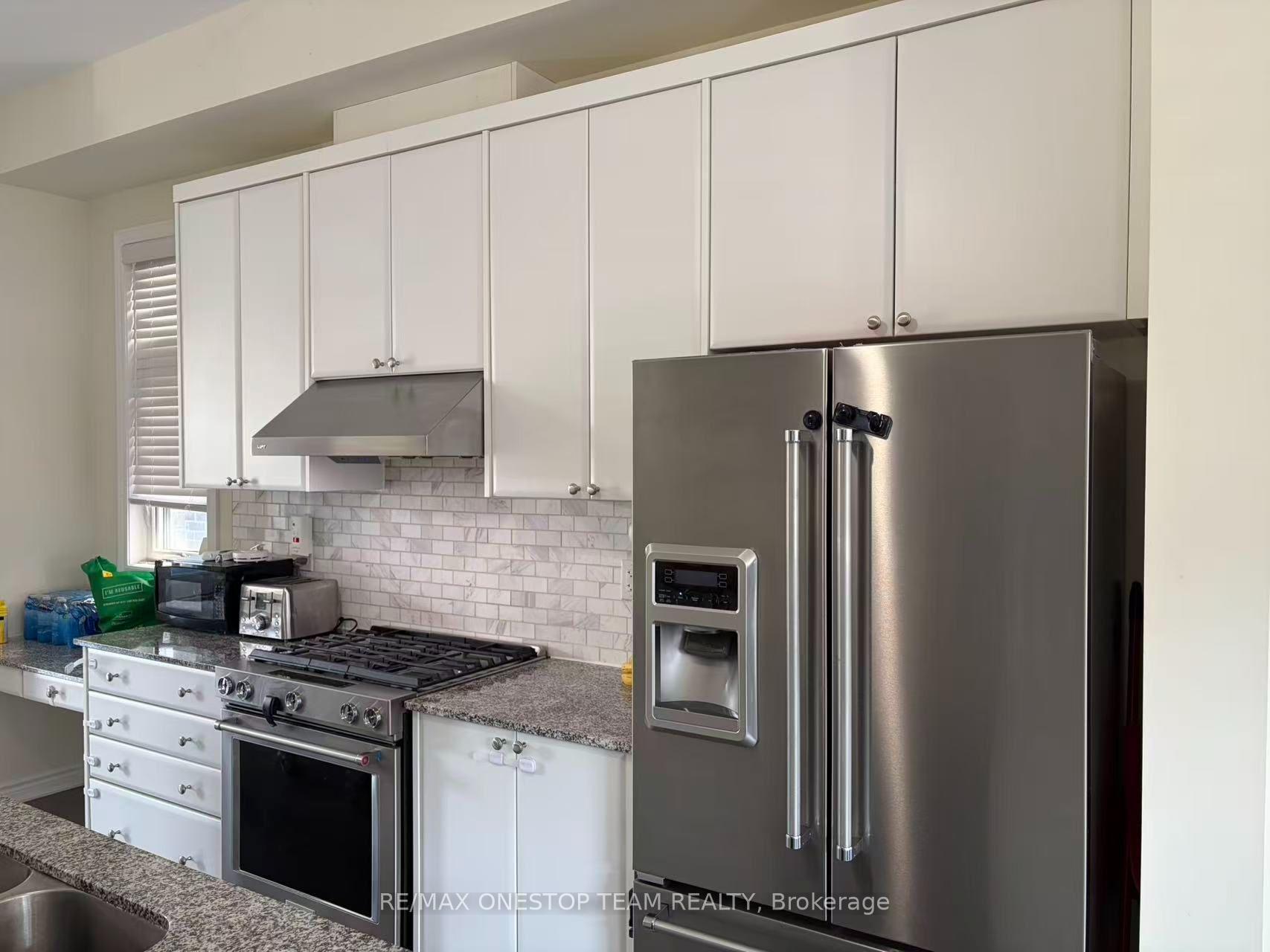 Photo 2 of 203 Lebovic Campus Drive, Vaughan, Patterson — HOMEH