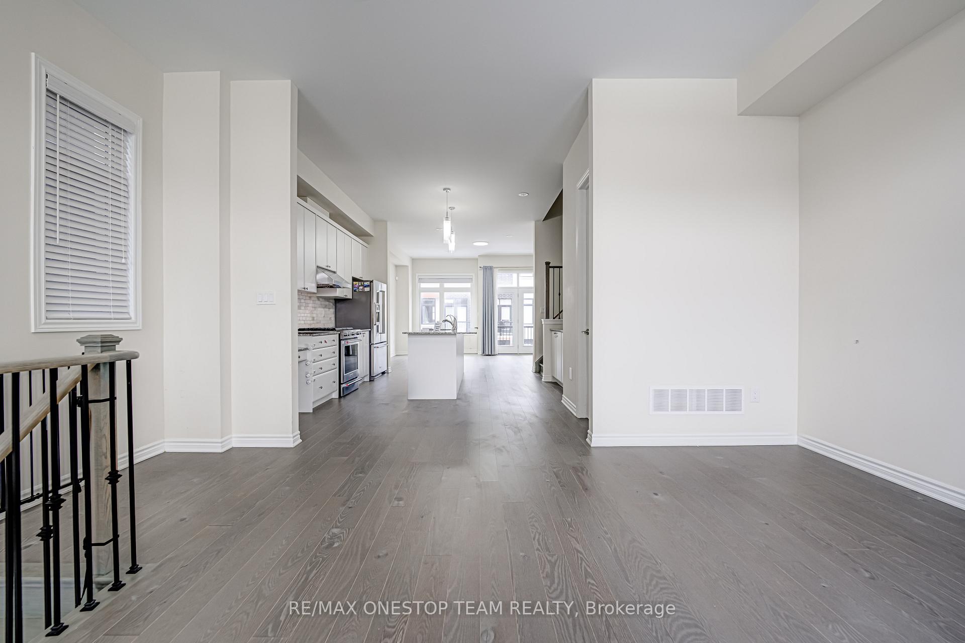 Photo 7 of 203 Lebovic Campus Drive, Vaughan, Patterson — HOMEH