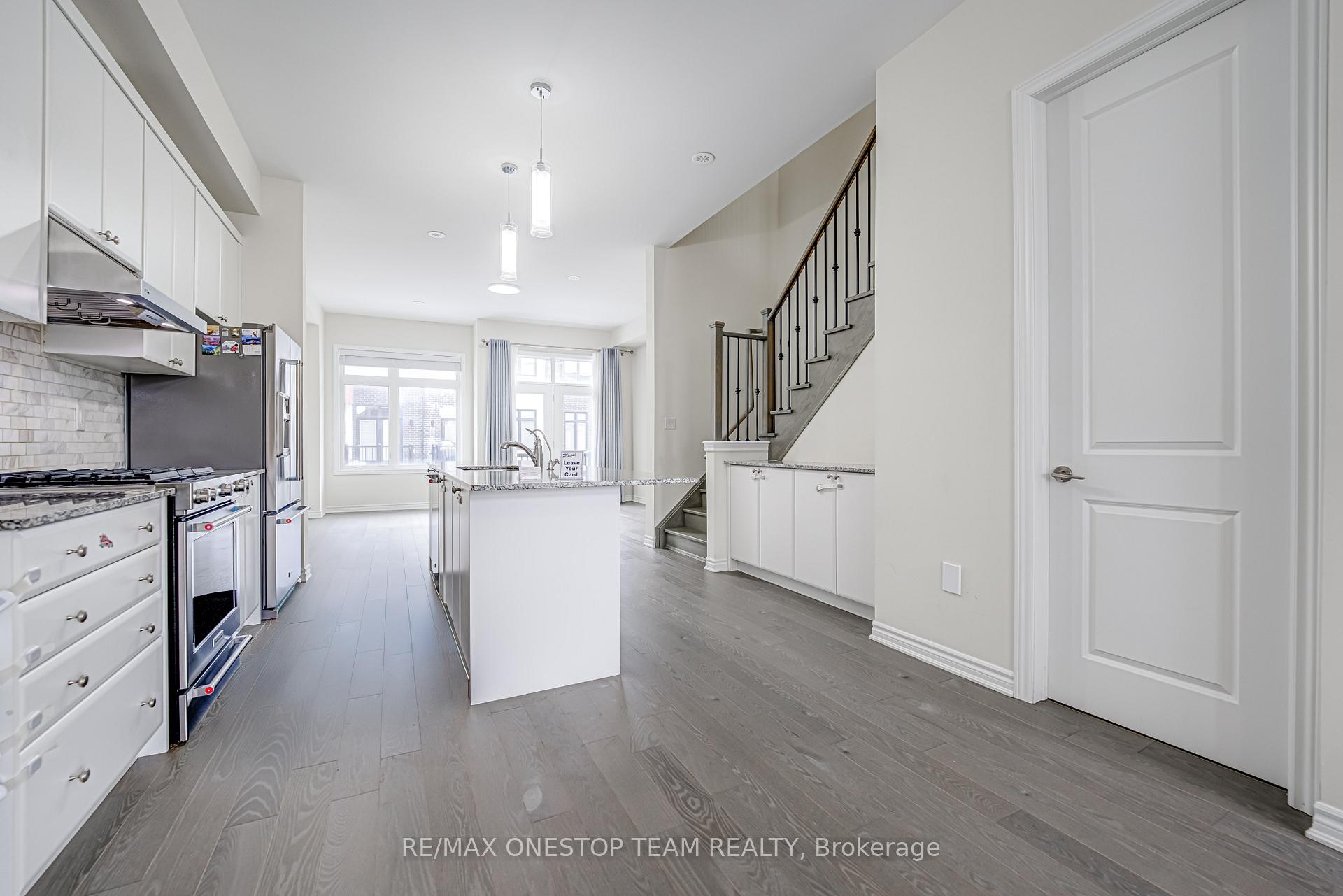 Photo 8 of 203 Lebovic Campus Drive, Vaughan, Patterson — HOMEH