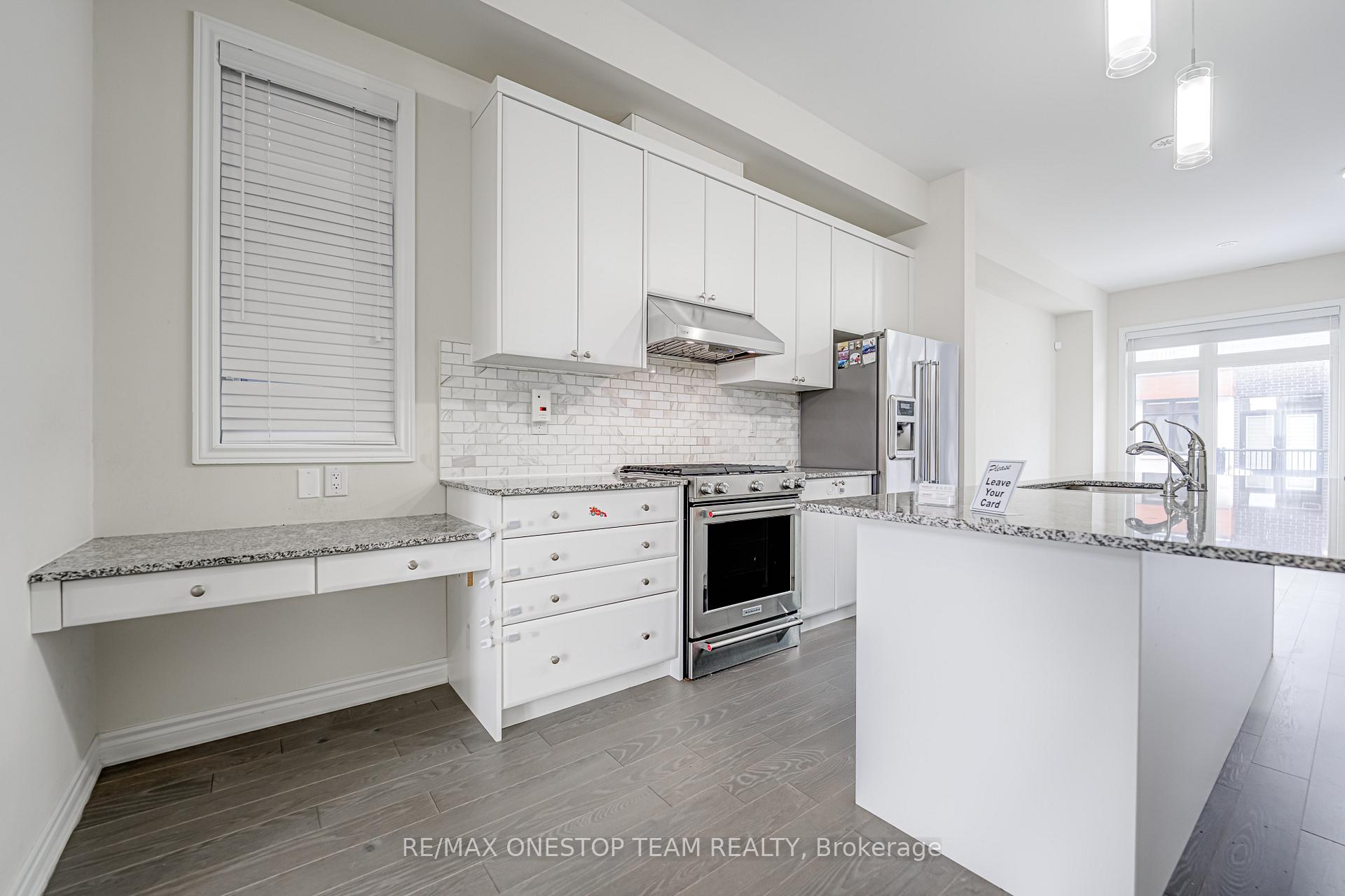 Photo 9 of 203 Lebovic Campus Drive, Vaughan, Patterson — HOMEH