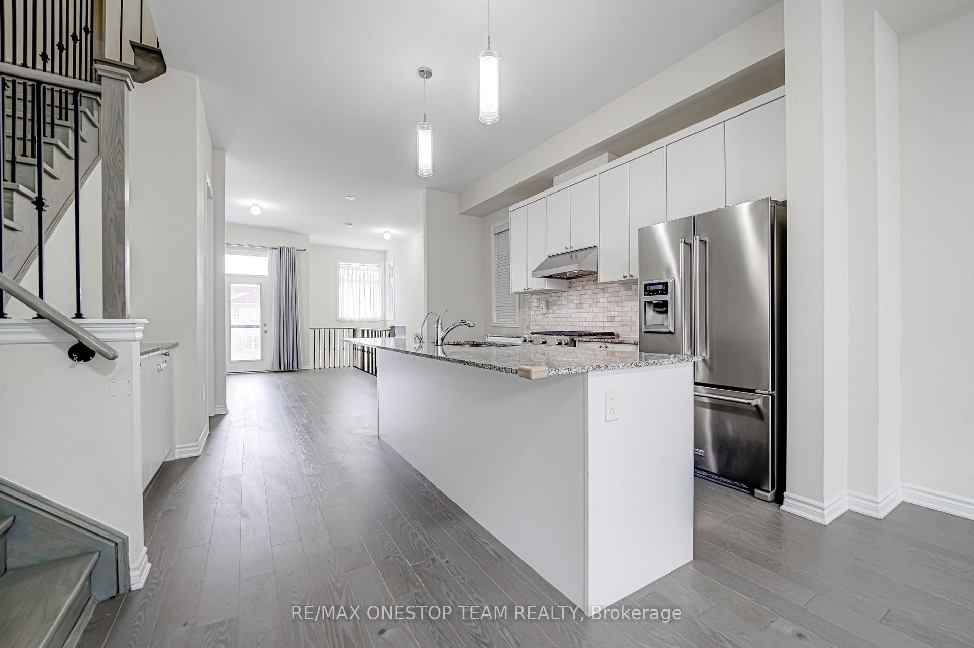 Photo 11 of 203 Lebovic Campus Drive, Vaughan, Patterson — HOMEH