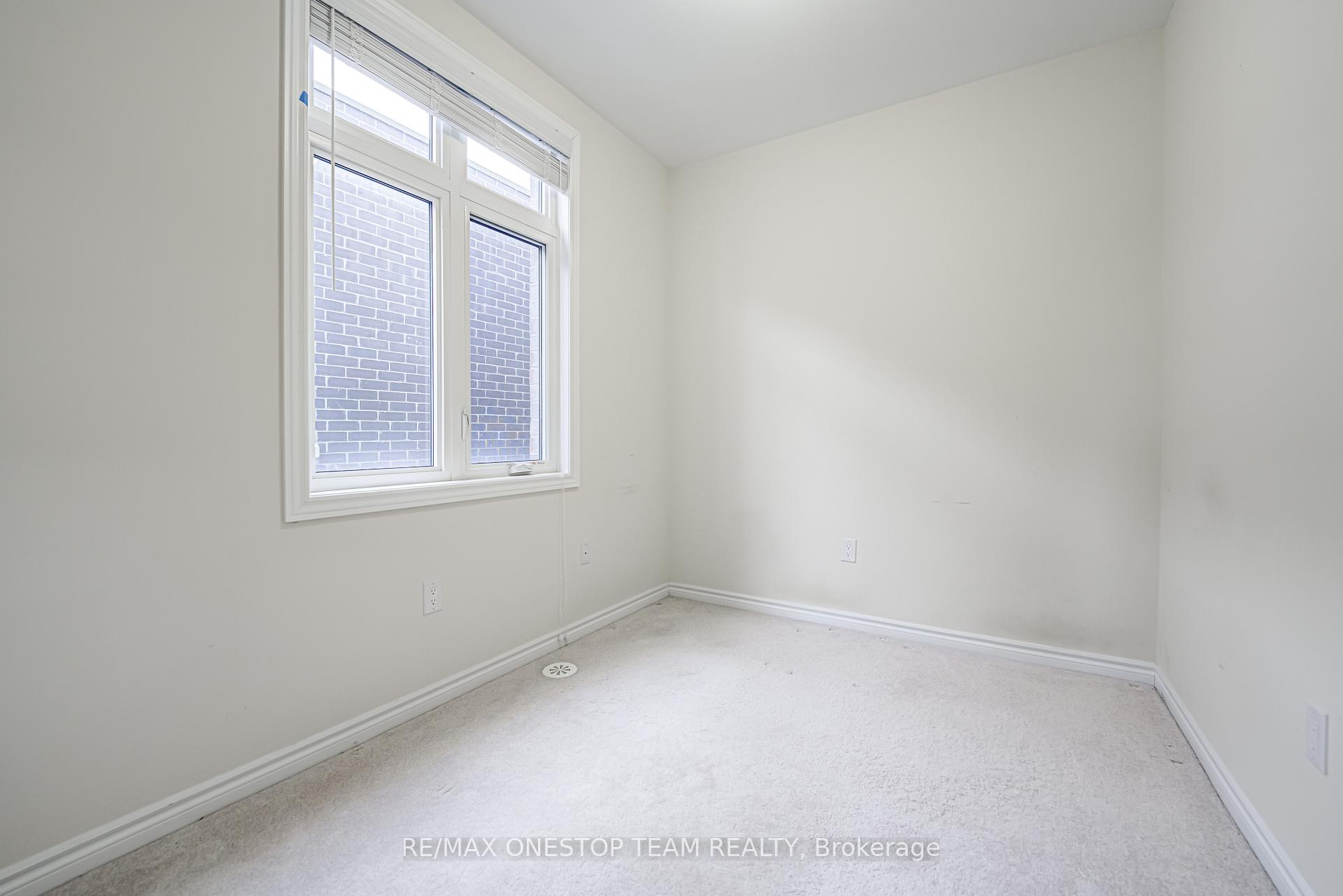 Photo 23 of 203 Lebovic Campus Drive, Vaughan, Patterson — HOMEH