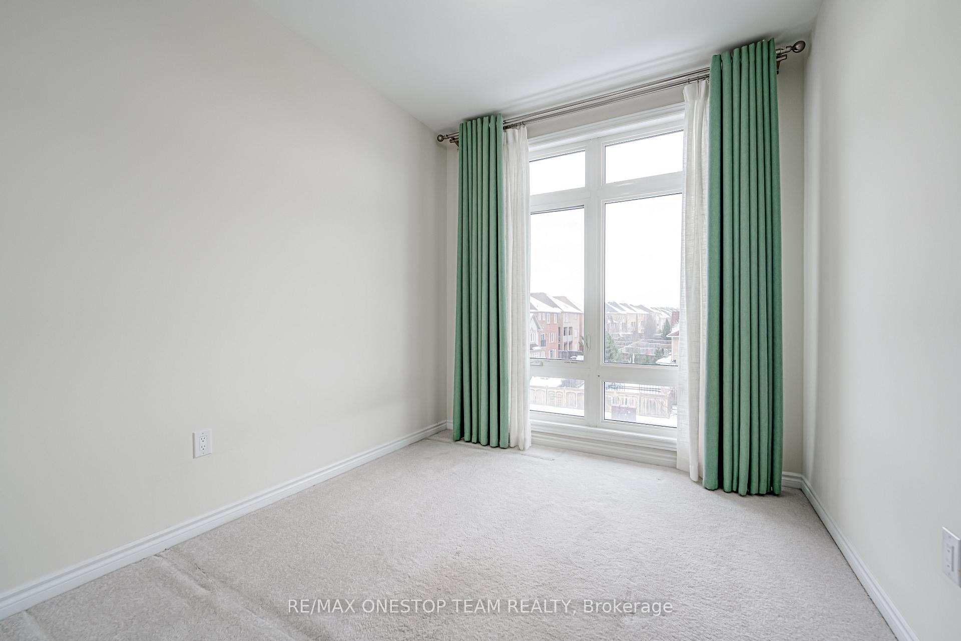 Photo 24 of 203 Lebovic Campus Drive, Vaughan, Patterson — HOMEH