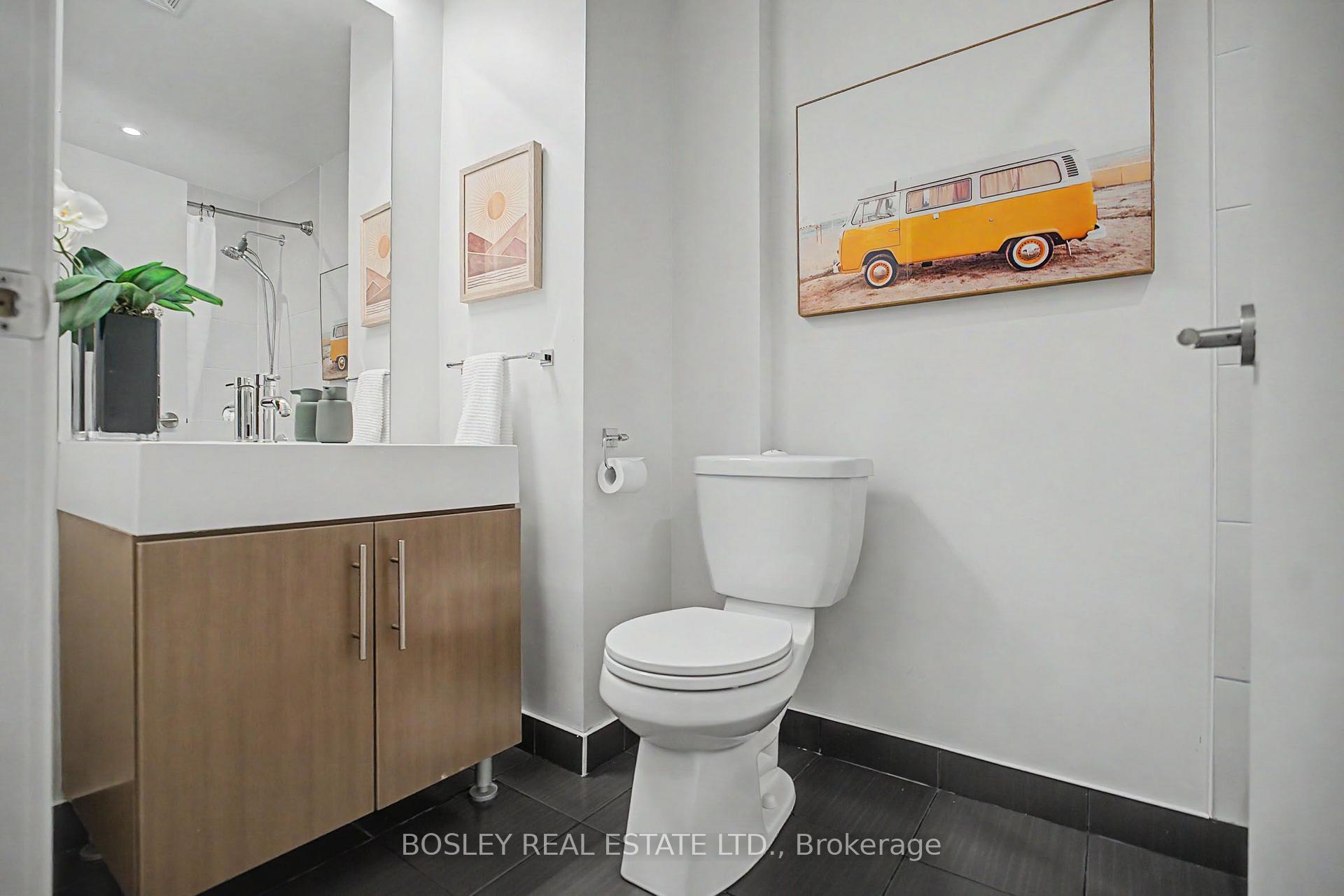 Photo 17 of Unit 125, 35 Brian Peck Crescent, Toronto, Leaside — HOMEH