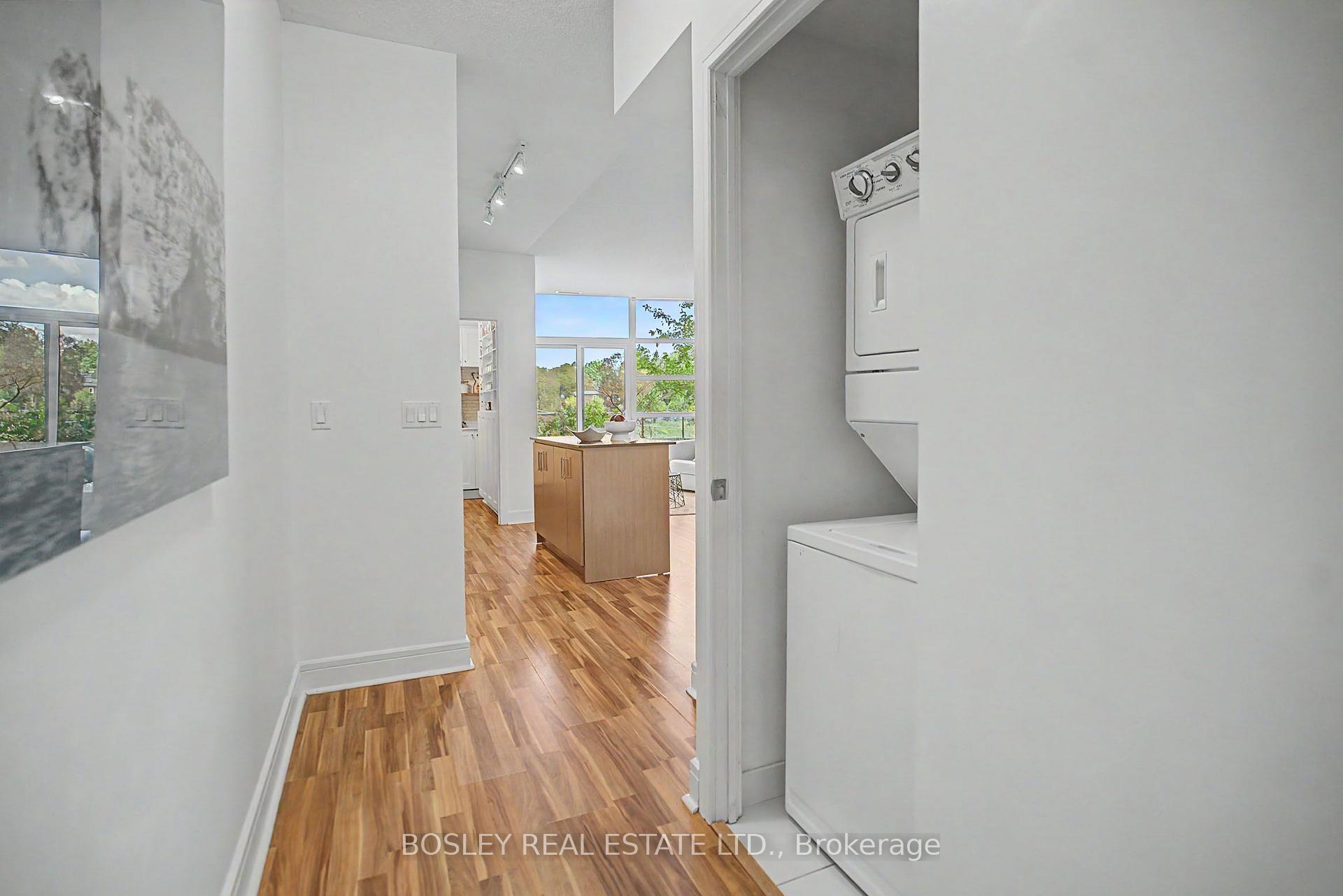 Photo 19 of Unit 125, 35 Brian Peck Crescent, Toronto, Leaside — HOMEH