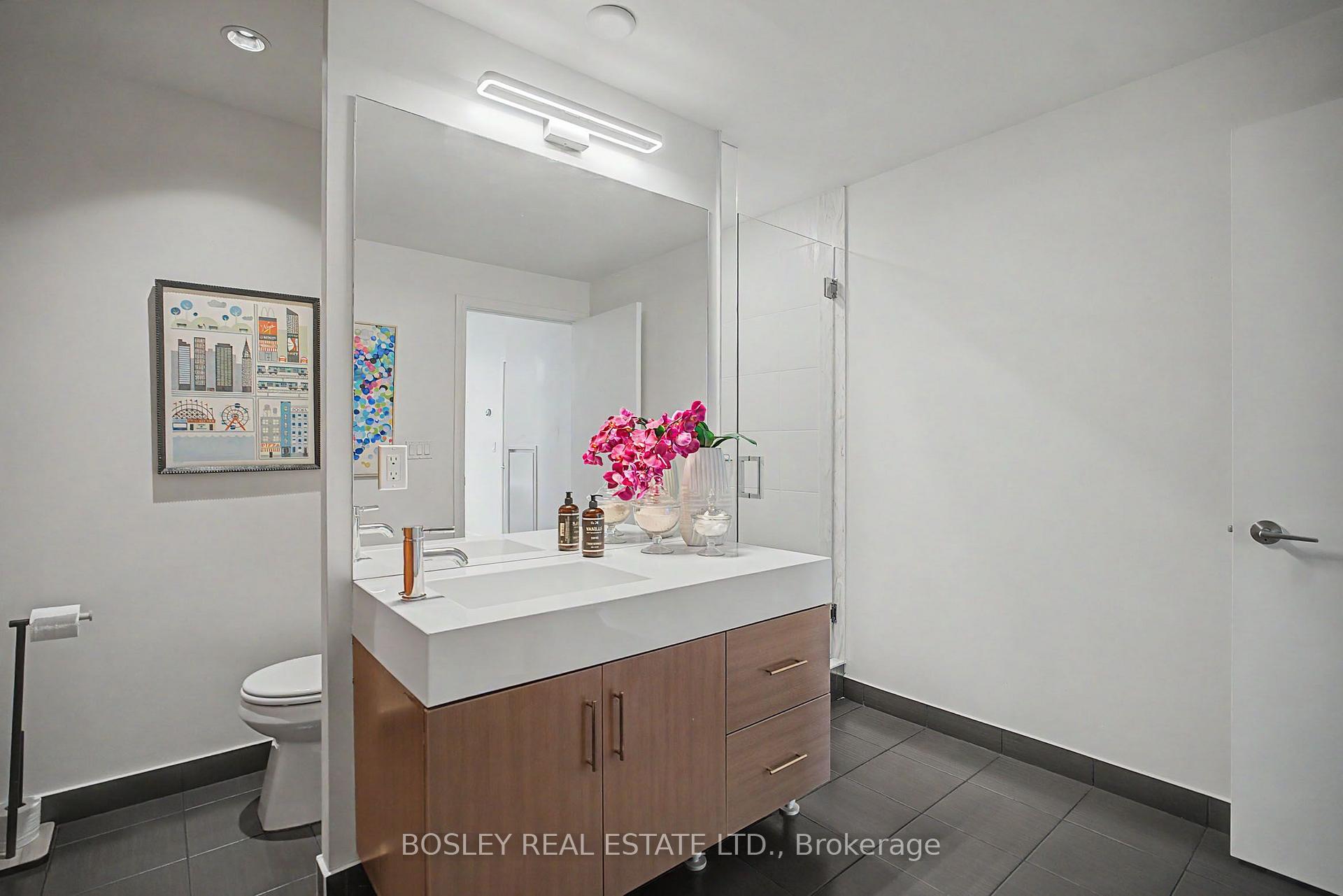 Photo 31 of Unit 125, 35 Brian Peck Crescent, Toronto, Leaside — HOMEH