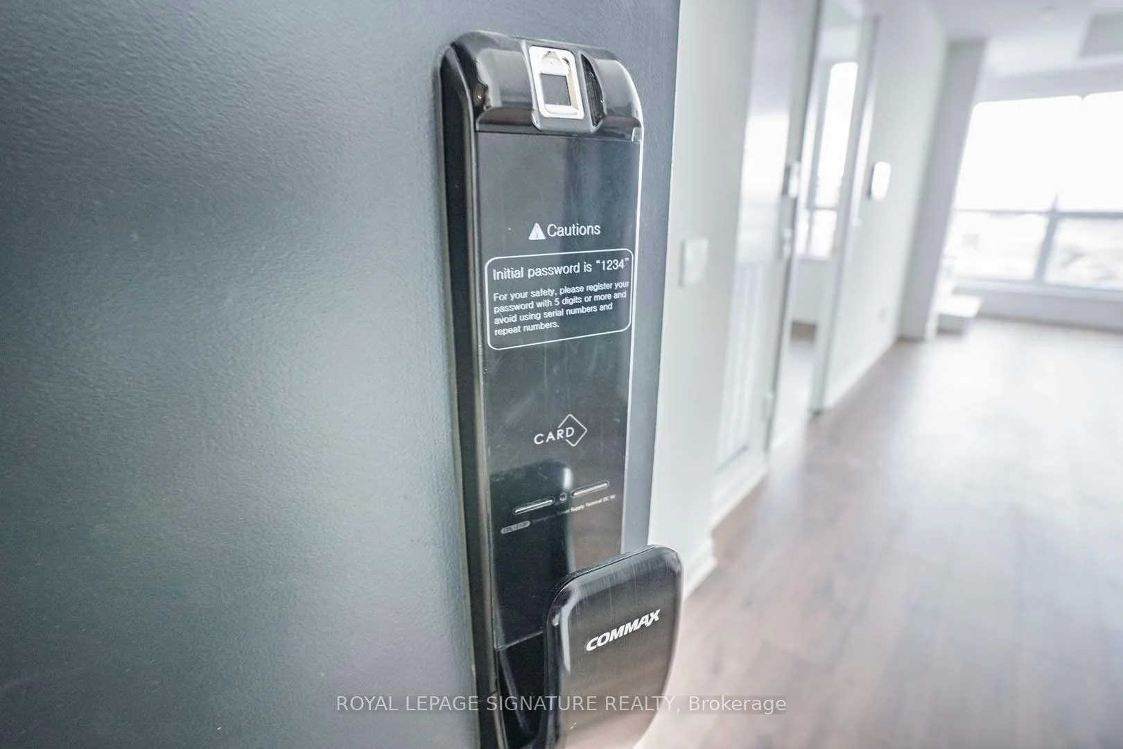 Photo 4 of Unit 708, 405 Dundas Street W, Oakville, Glenorchy — HOMEH